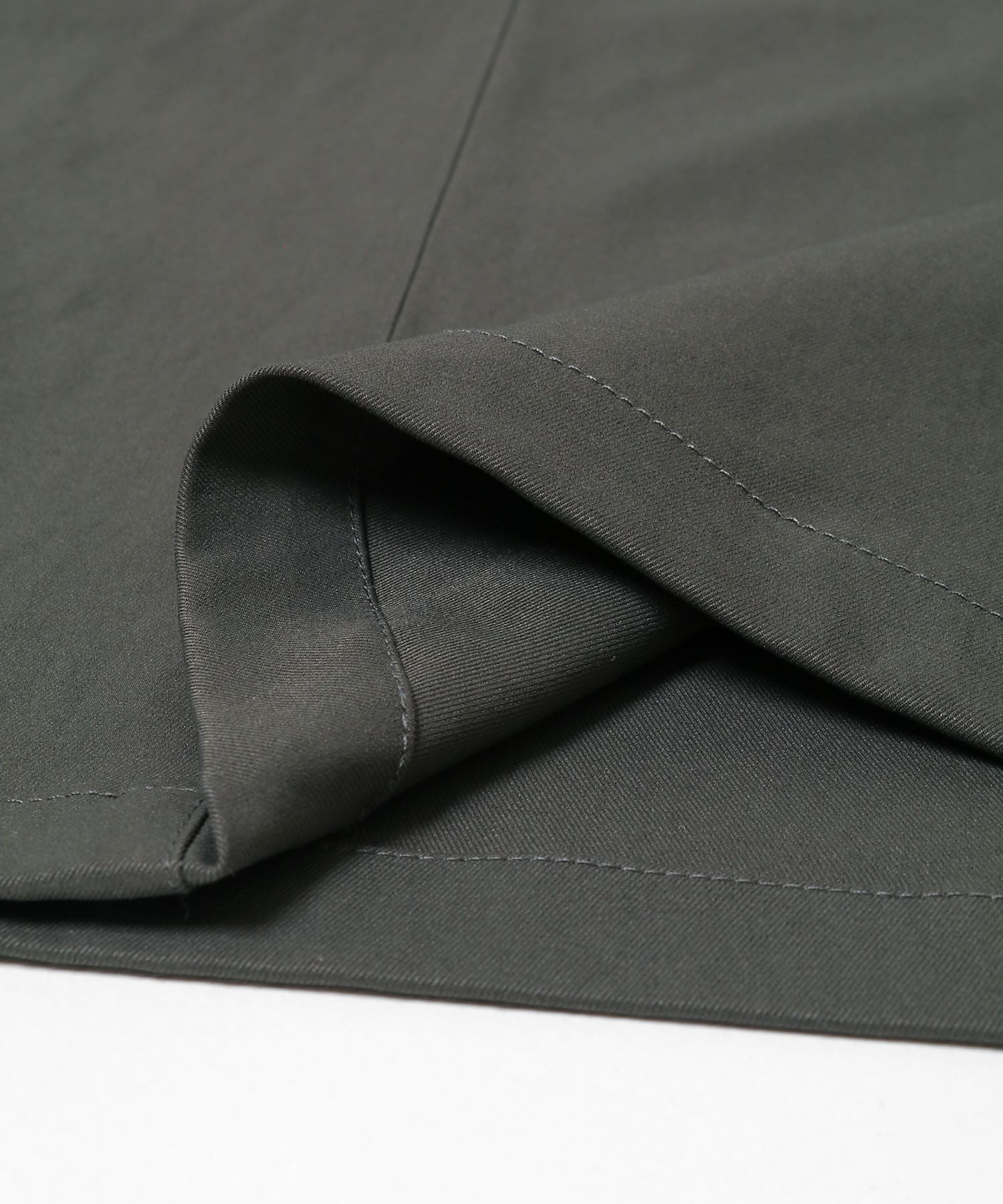 サイドタックワイドパンツ CHARCOAL M