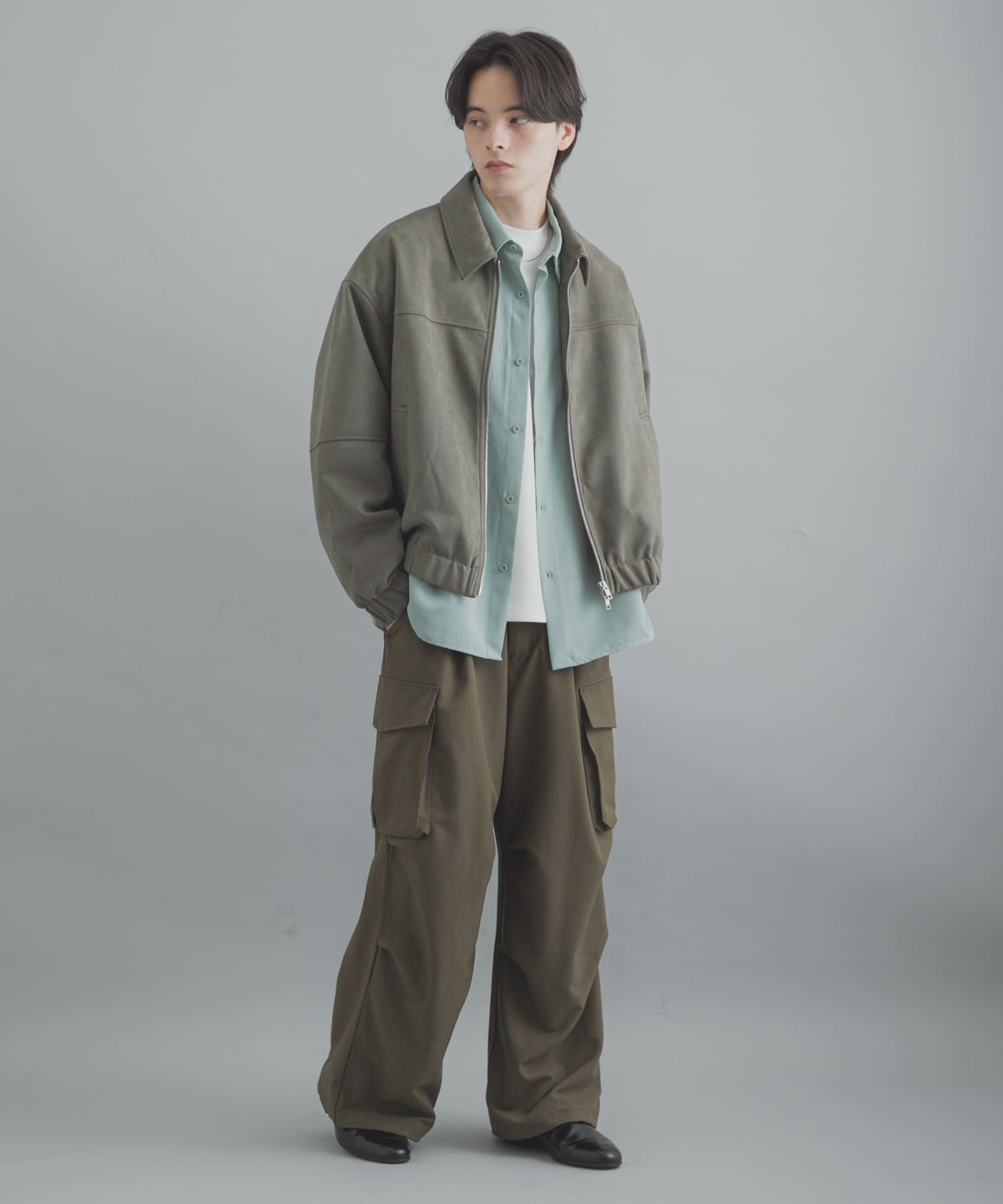 KHAKI