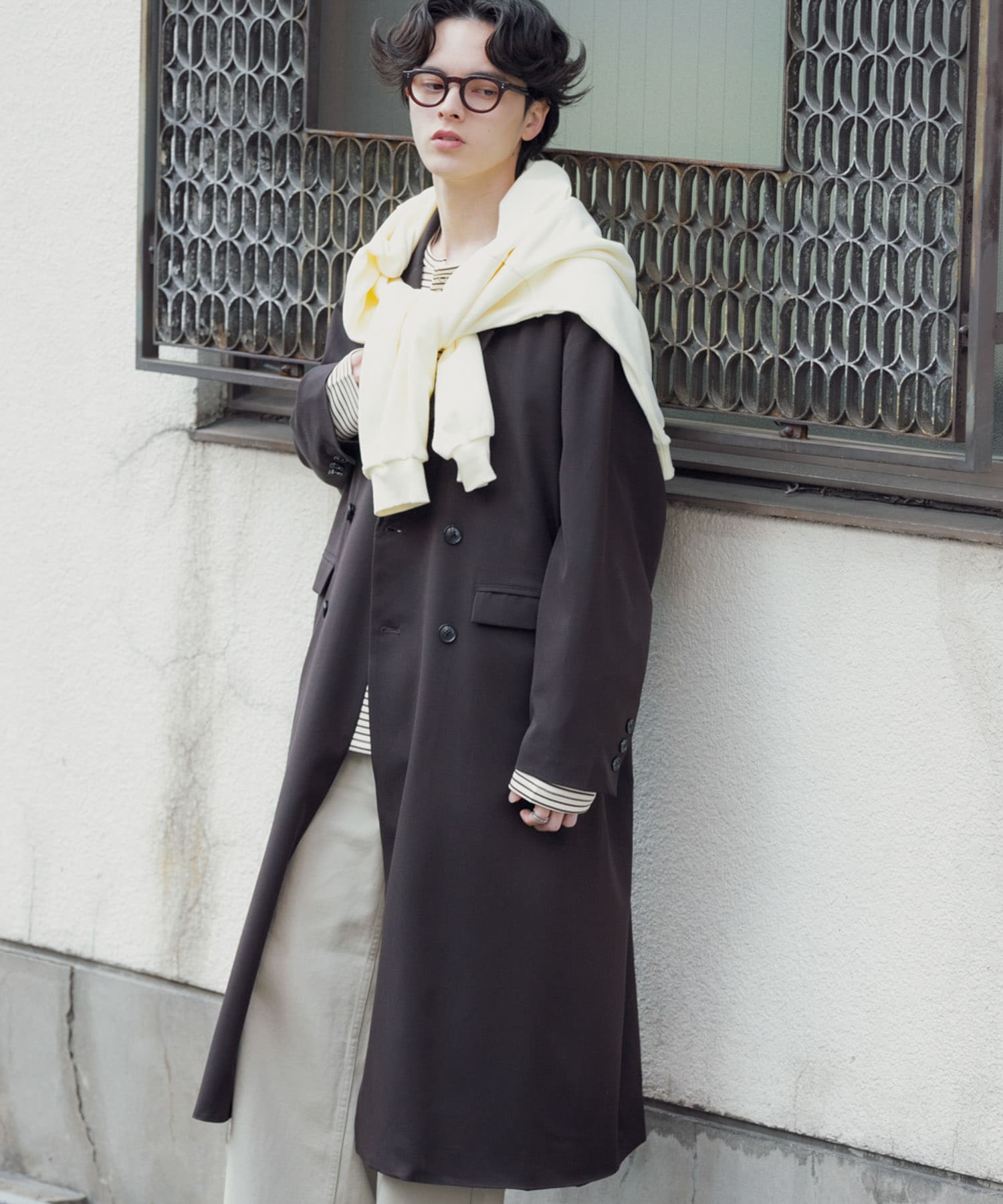 ダブルブレストロングコート