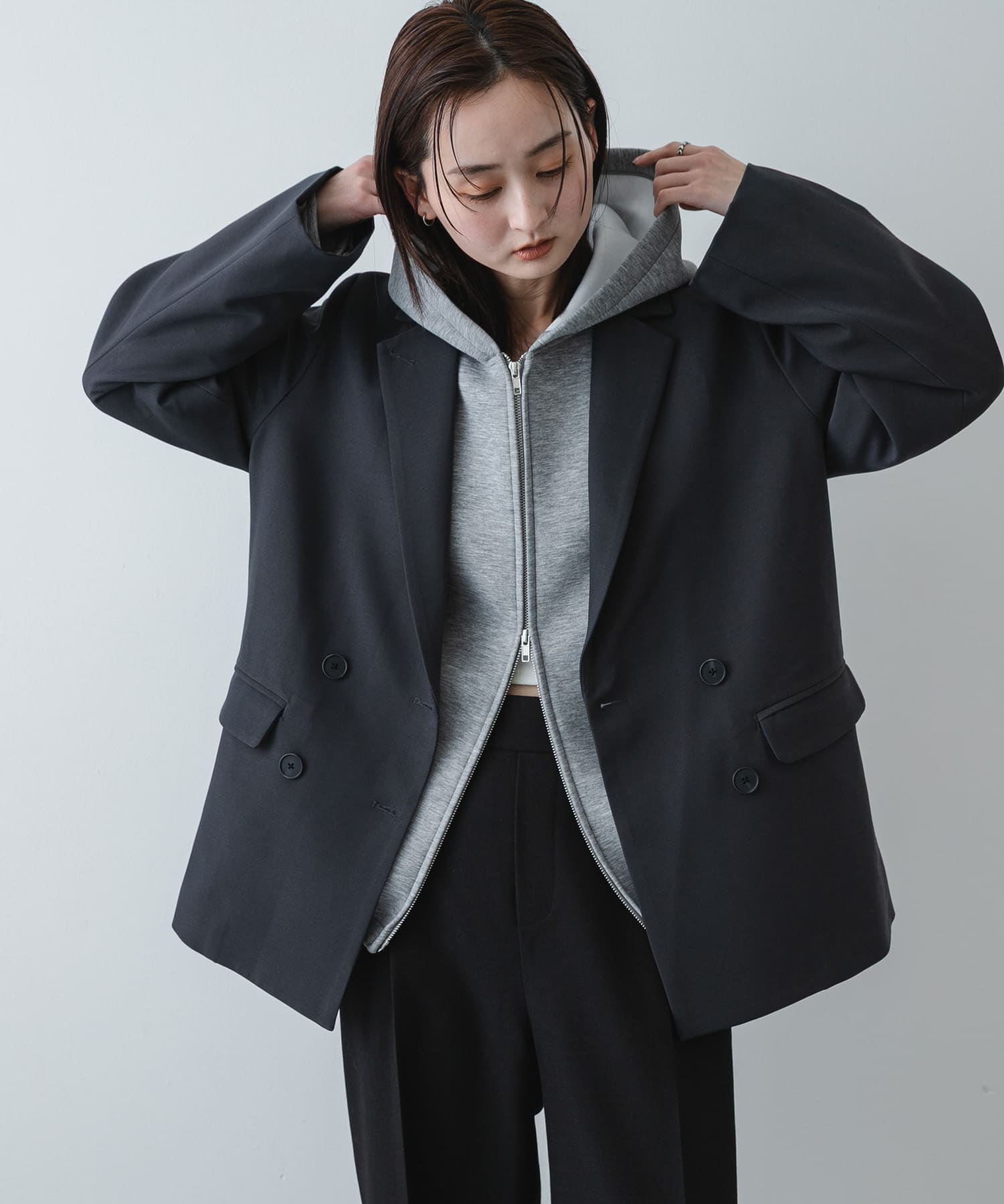 コクーンスリーブZIPパーカー