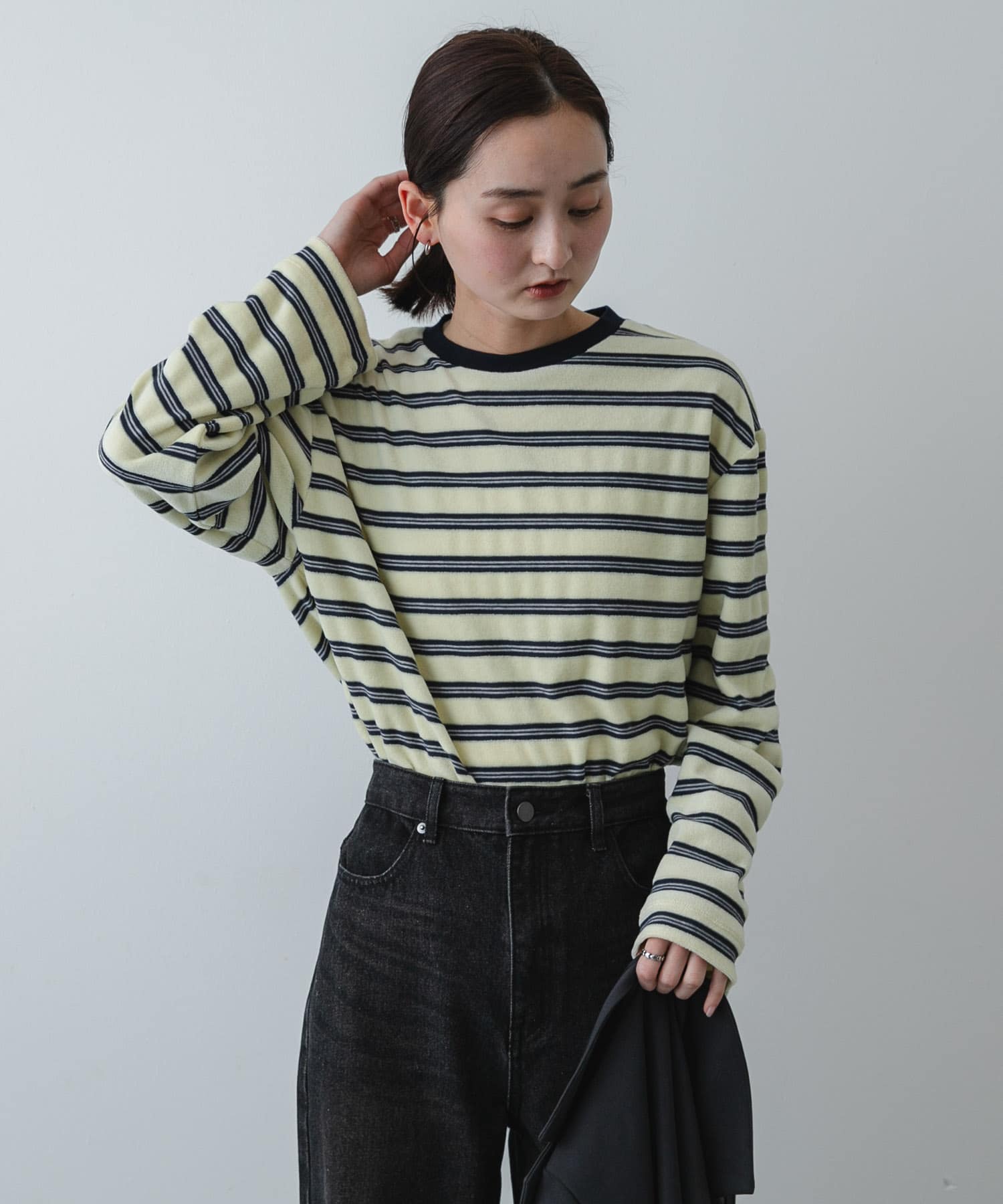 Y.BEIGE