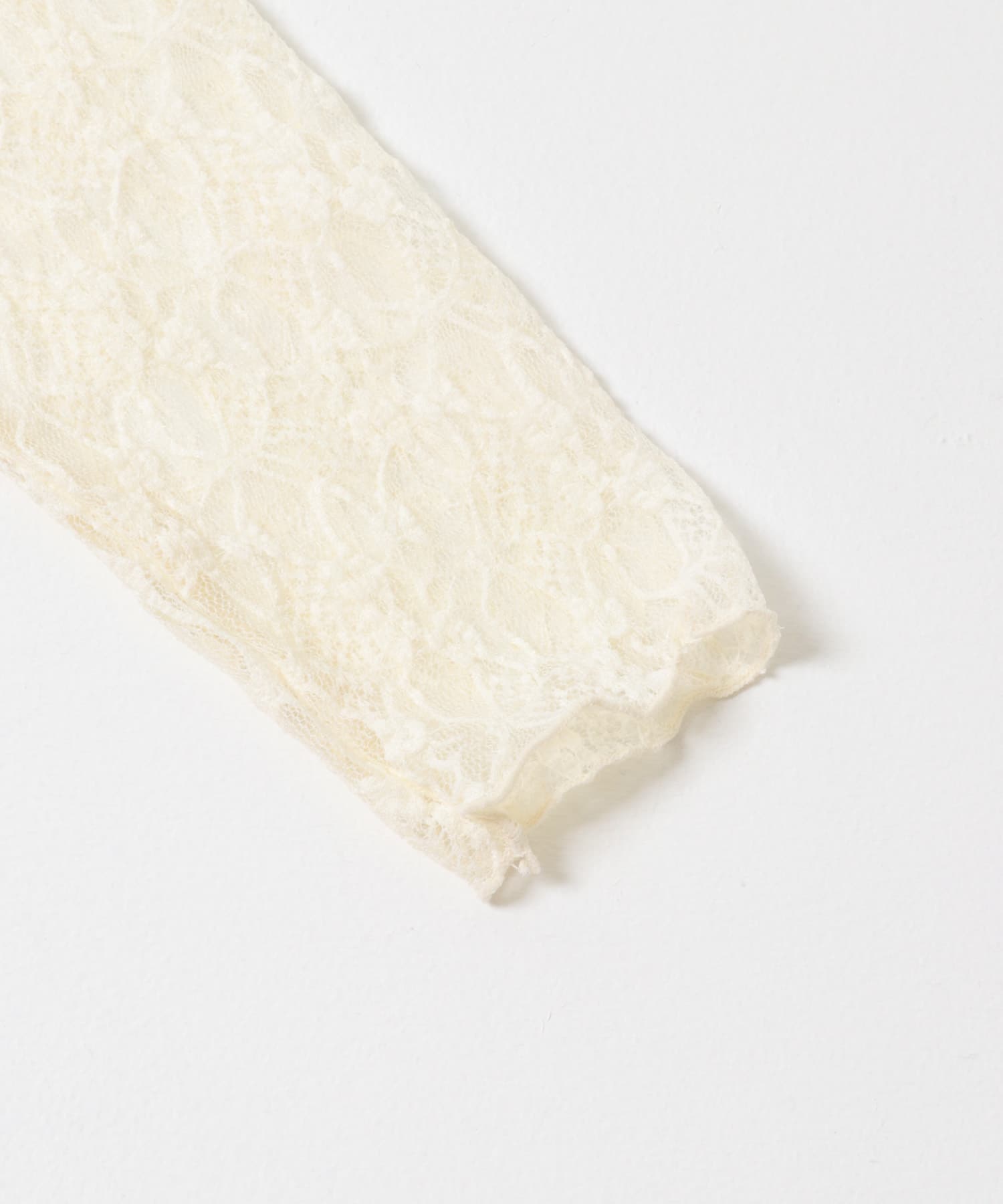 『洗濯可』フーディレースカットトップ IVORY One