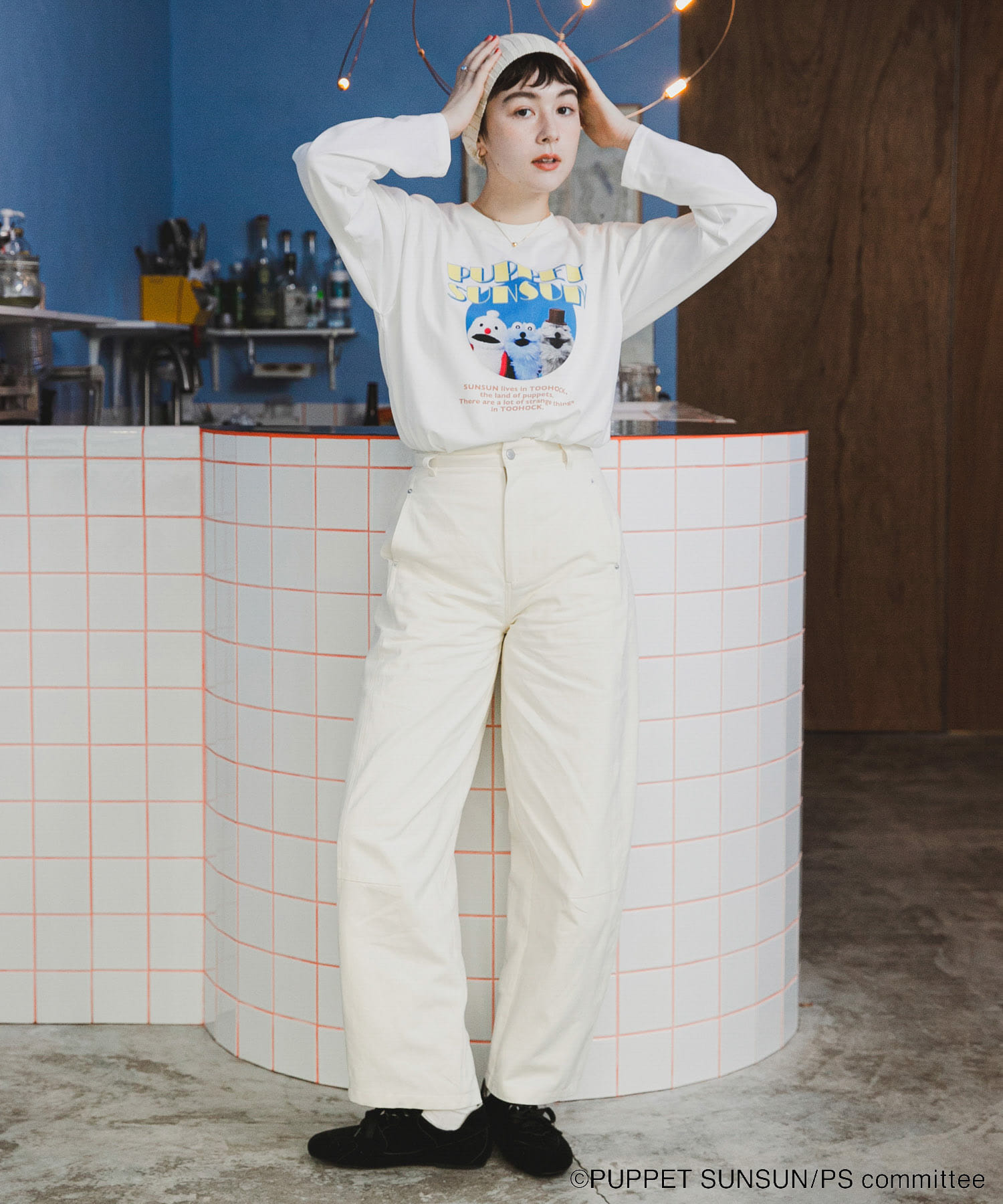 OFF WHITE