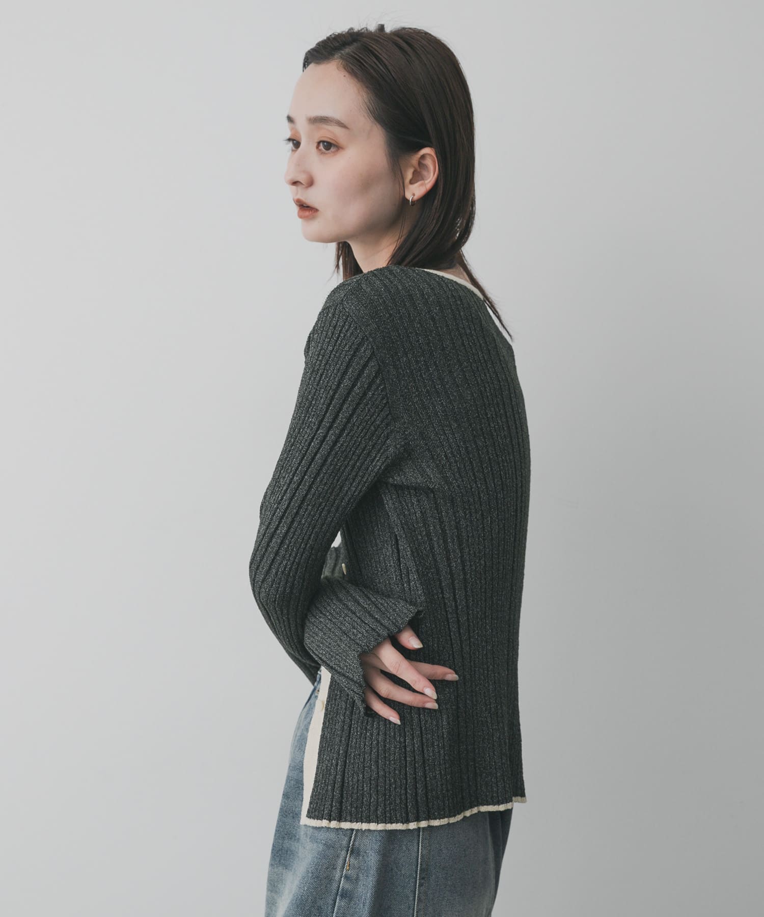 身長：169cm サイズ：one