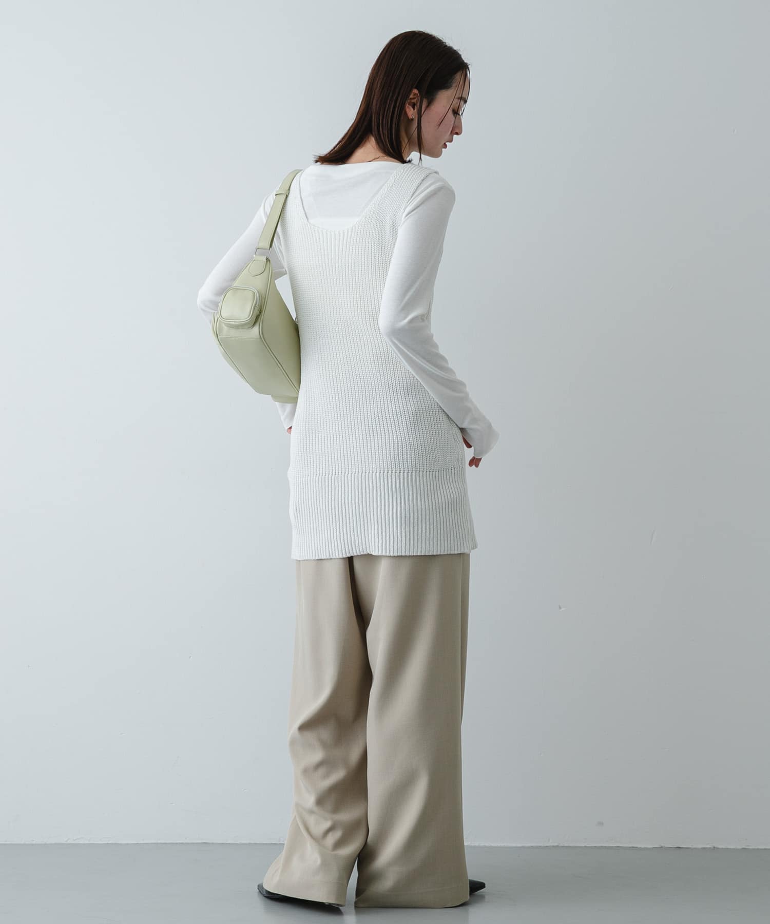 身長：169cm サイズ：one