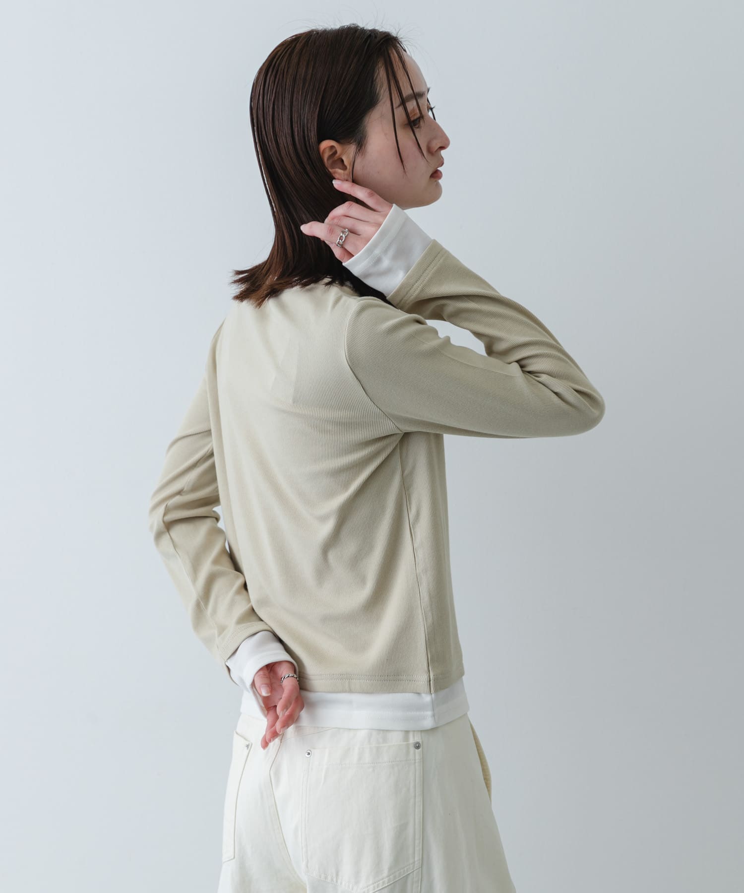Y.BEIGE