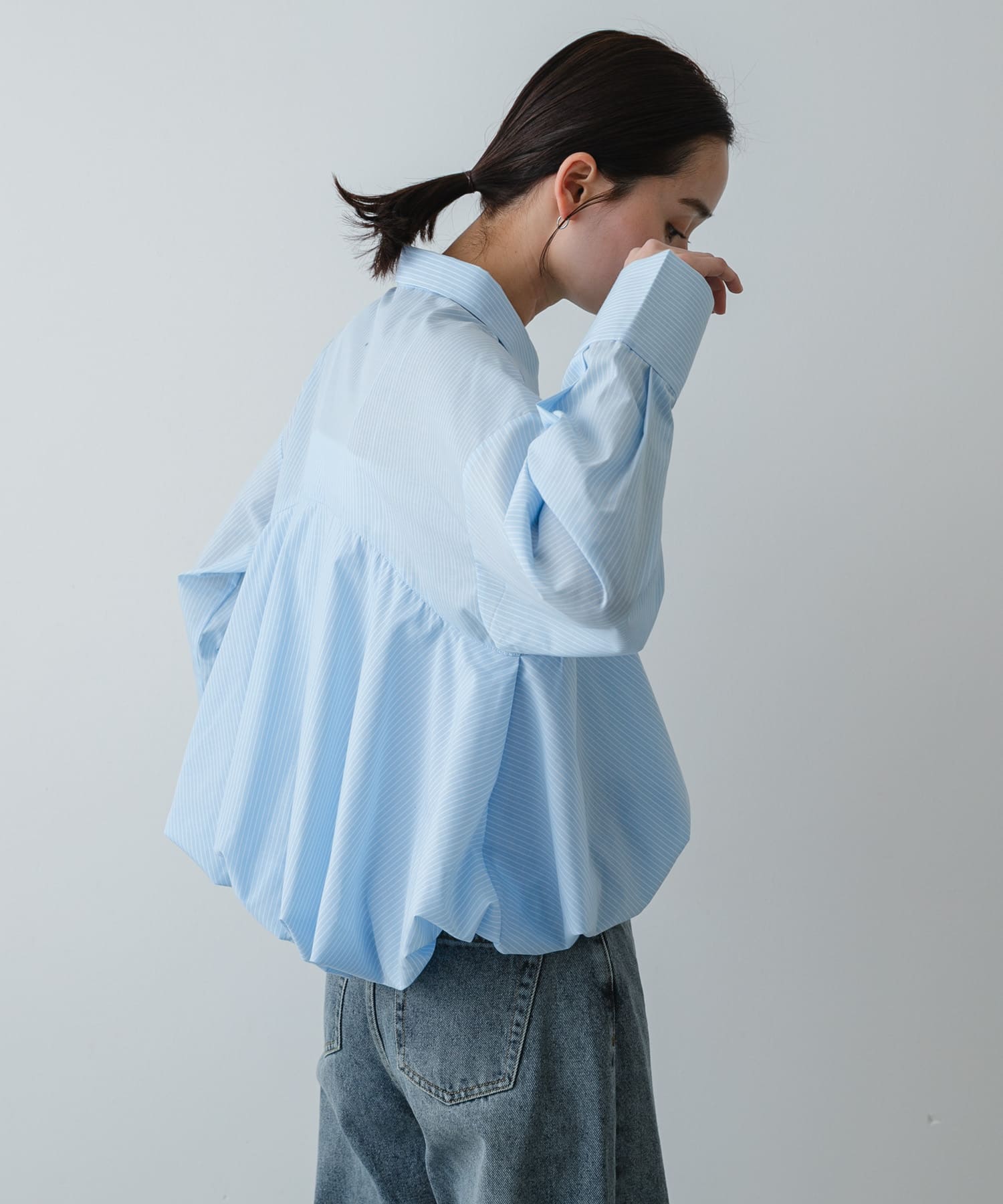 身長 : 169cm サイズ : one