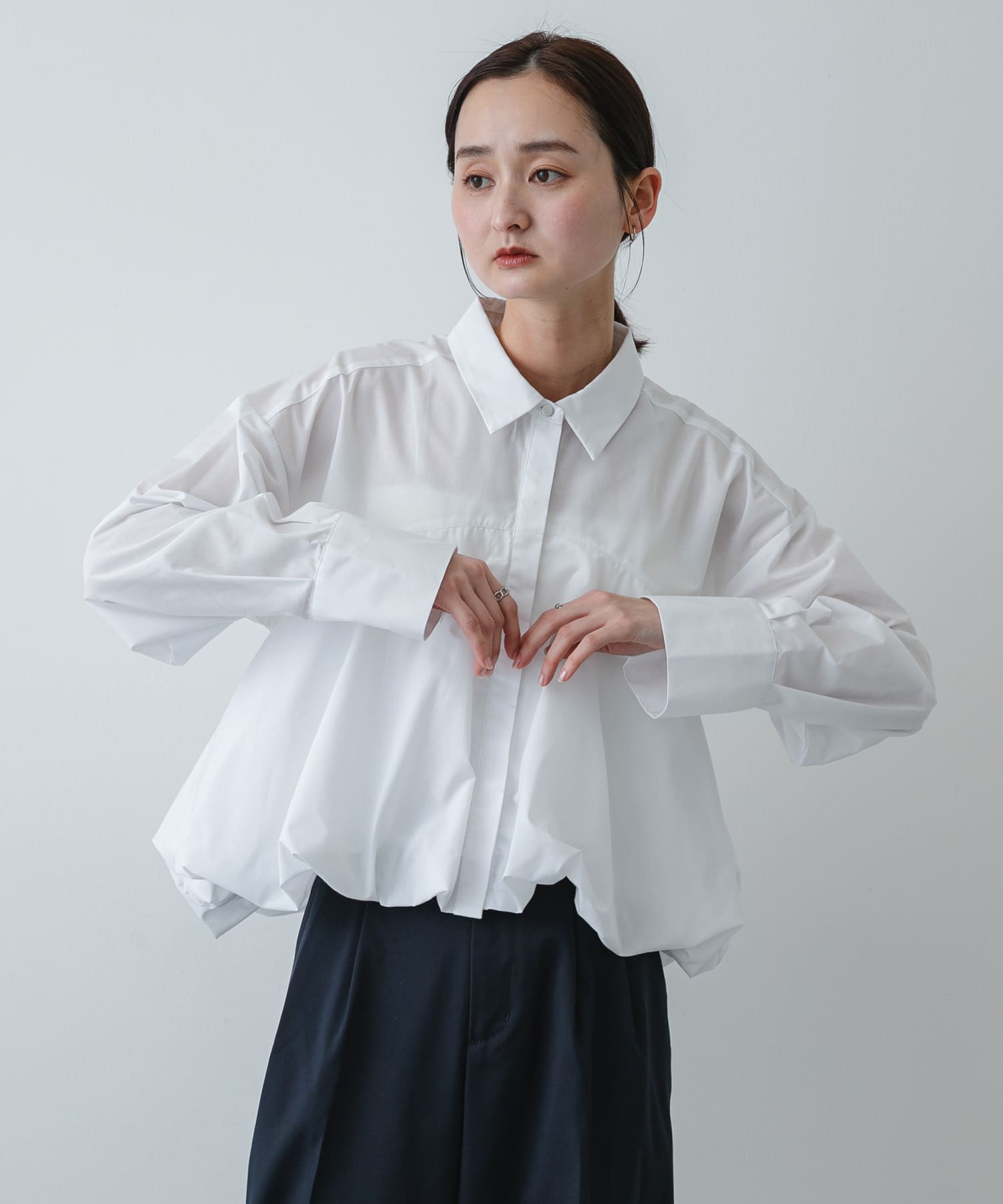 身長 : 169cm サイズ : one