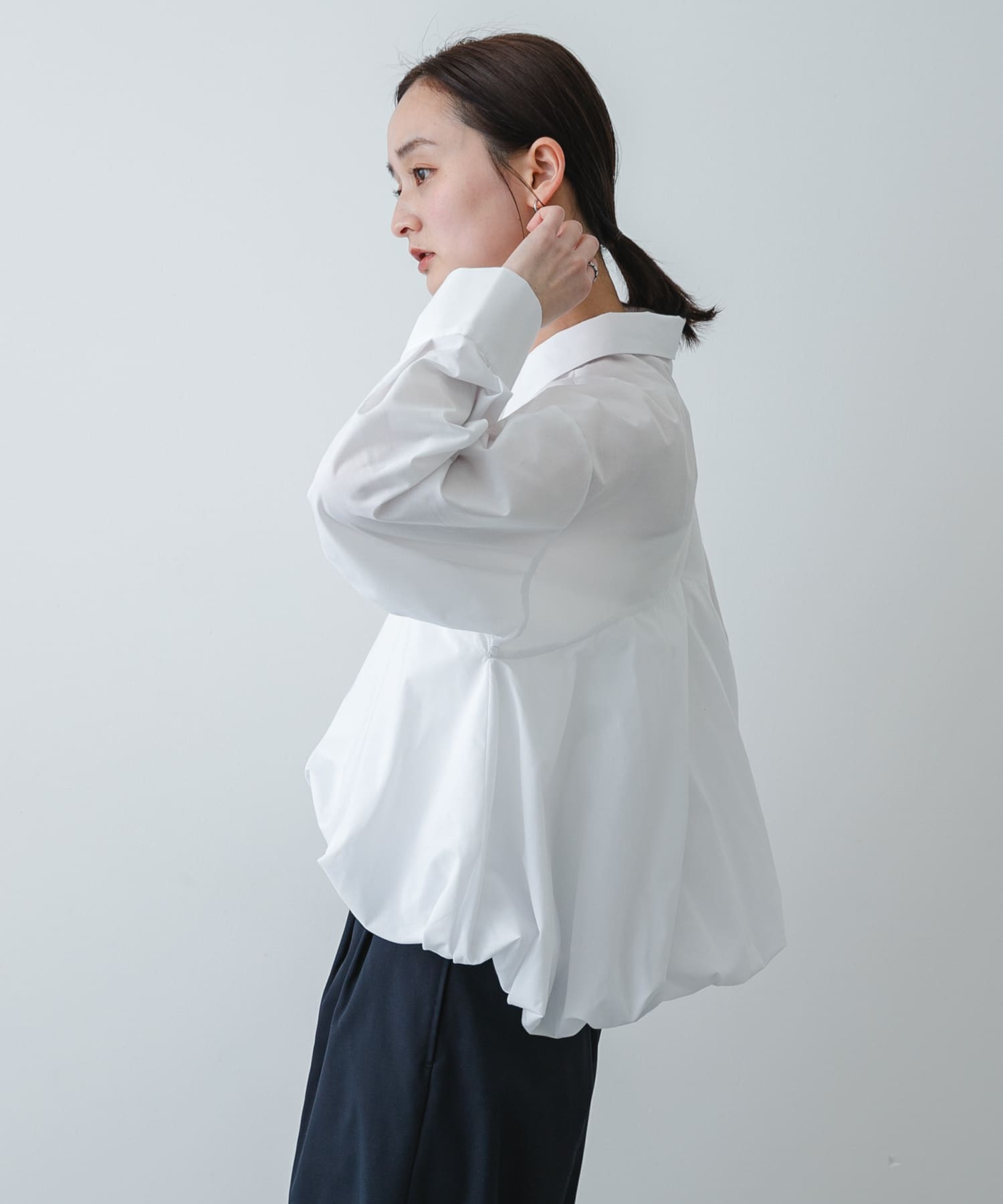 身長 : 169cm サイズ : one