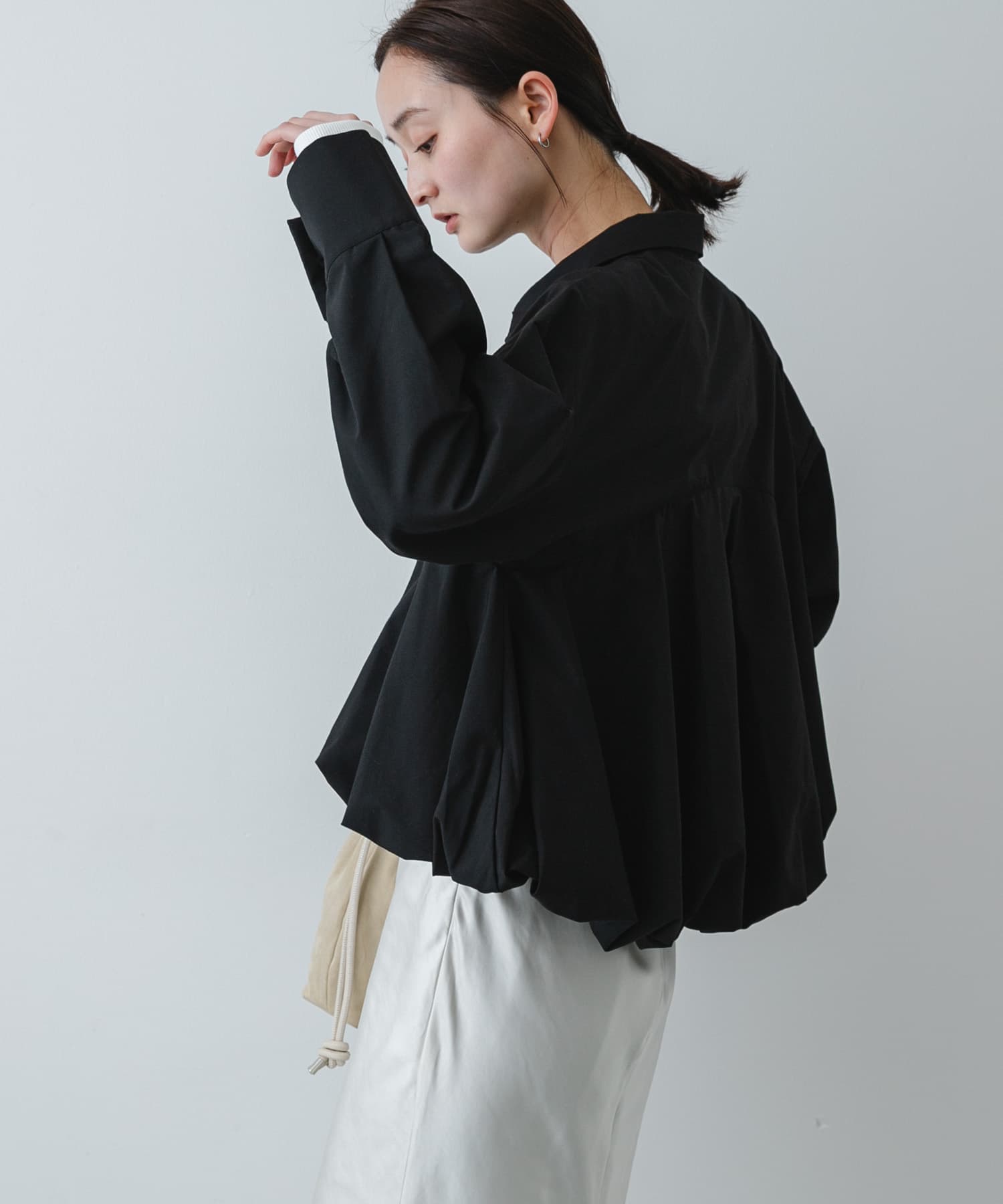 身長 : 169cm サイズ : one