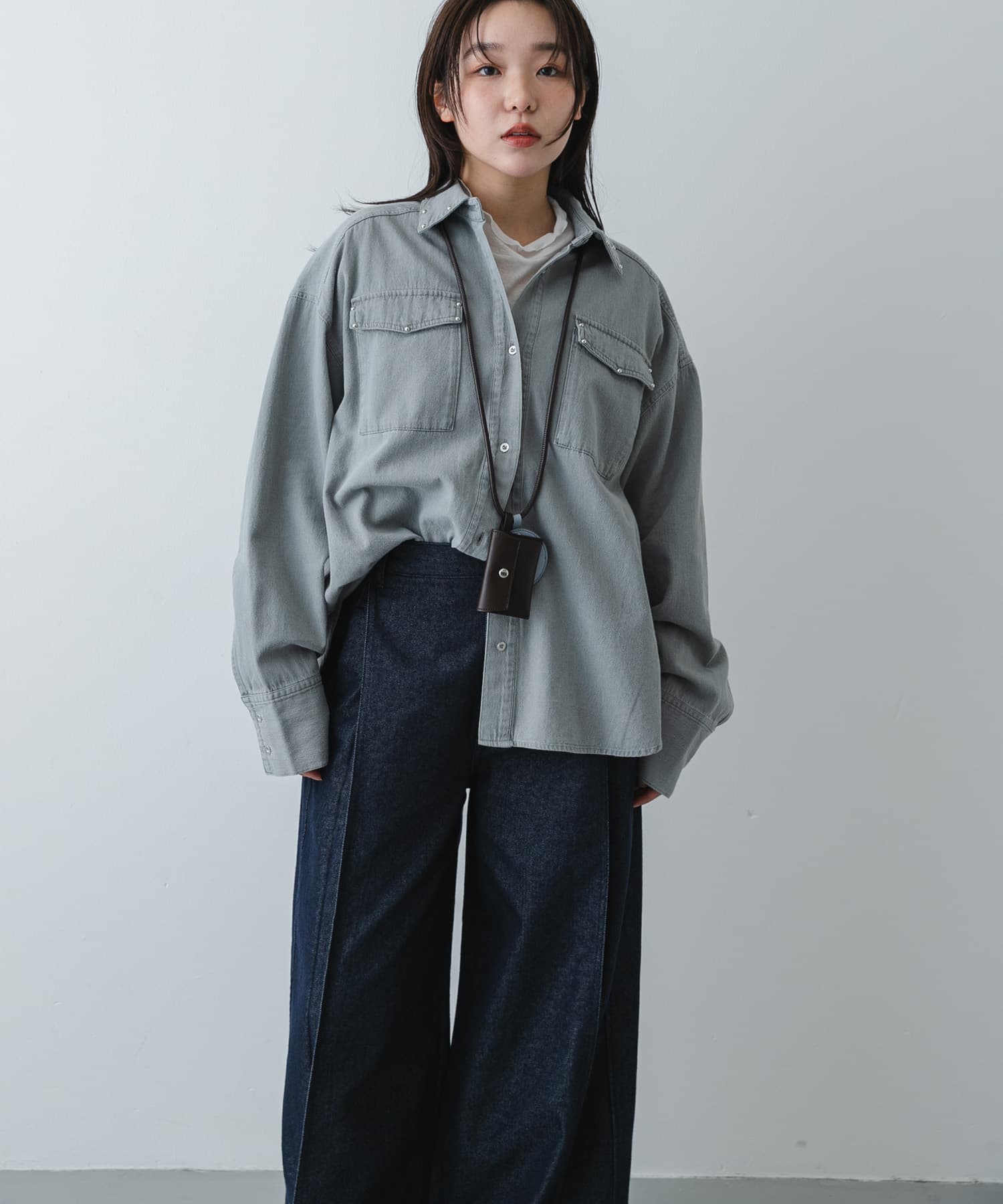 スタッズデニムシャツ(One L.GRAY): トップス｜URBAN RESEARCH公式
