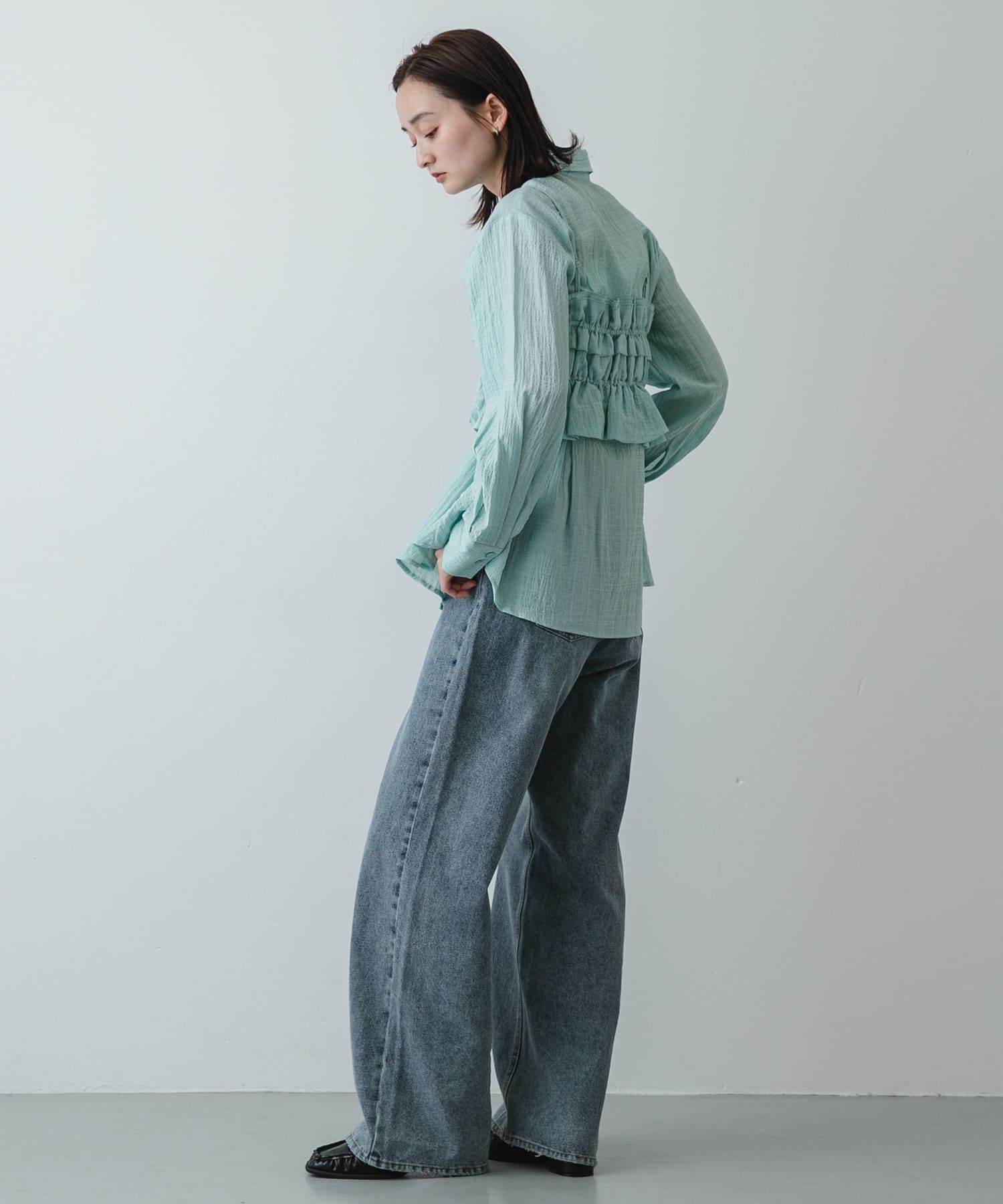 身長 : 169cm サイズ : one