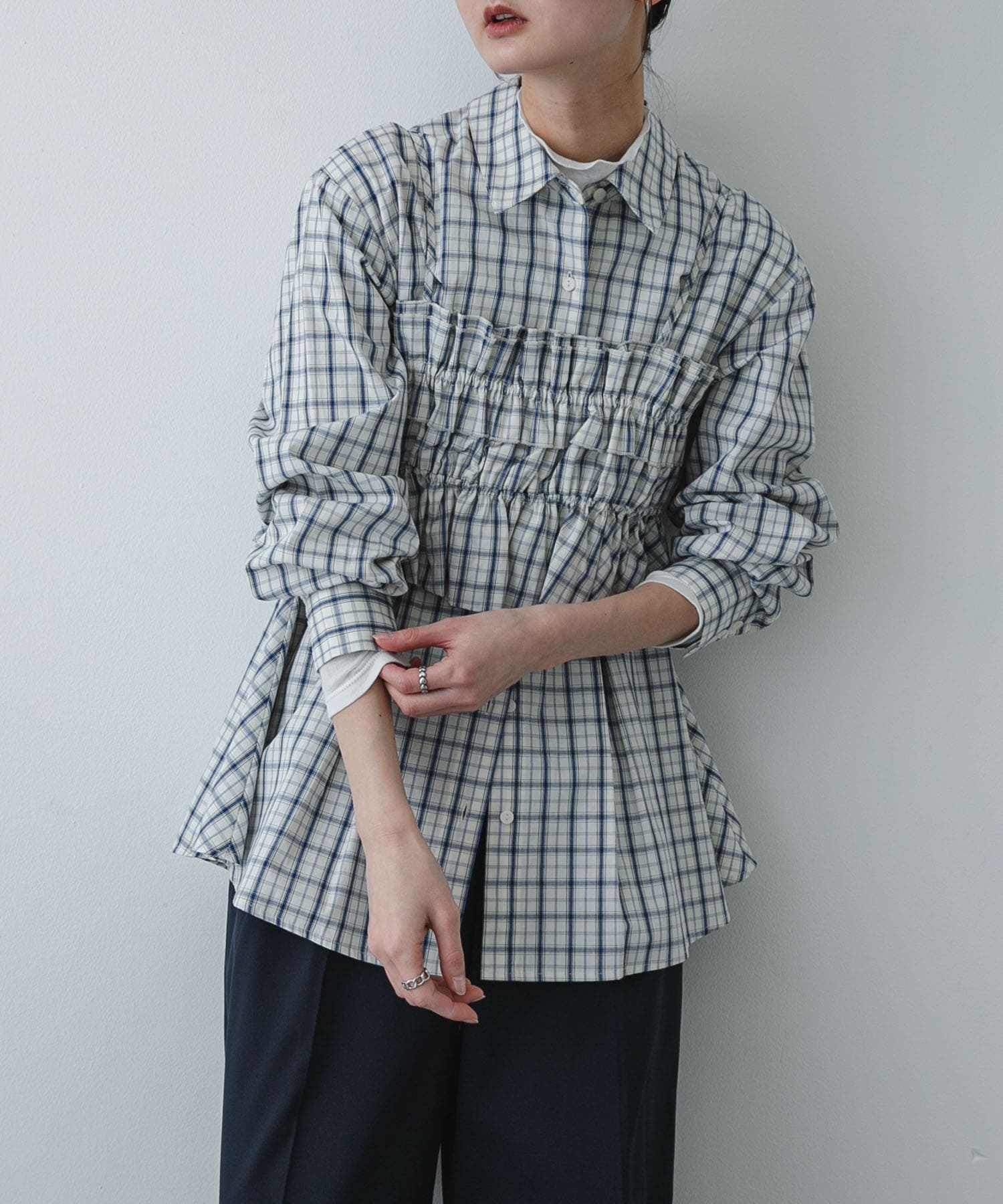 身長 : 169cm サイズ : one