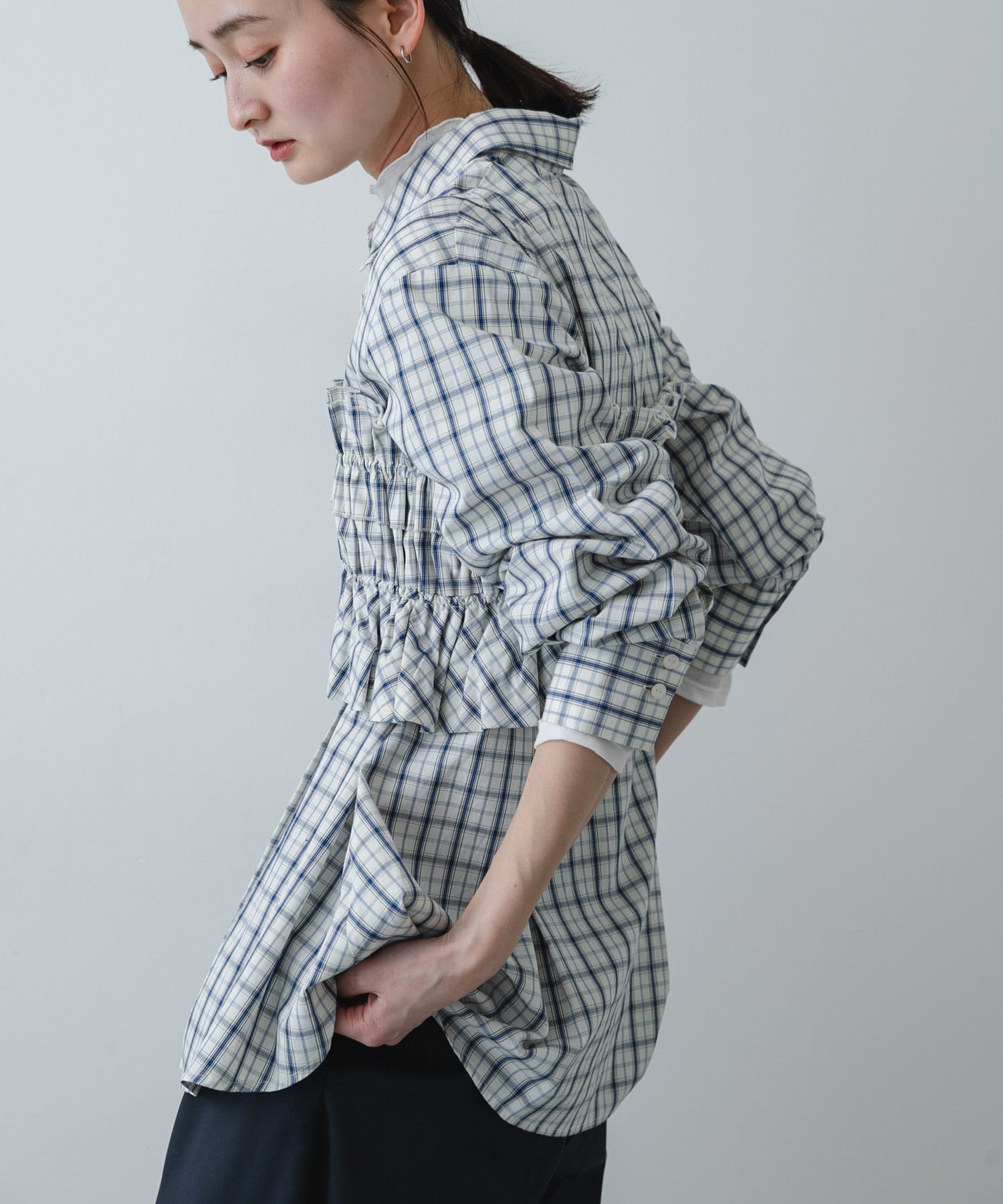 身長 : 169cm サイズ : one