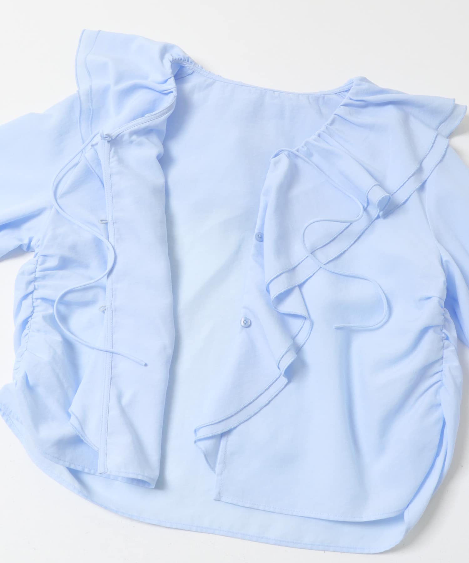 ラッフルブラウス L.BLUE One