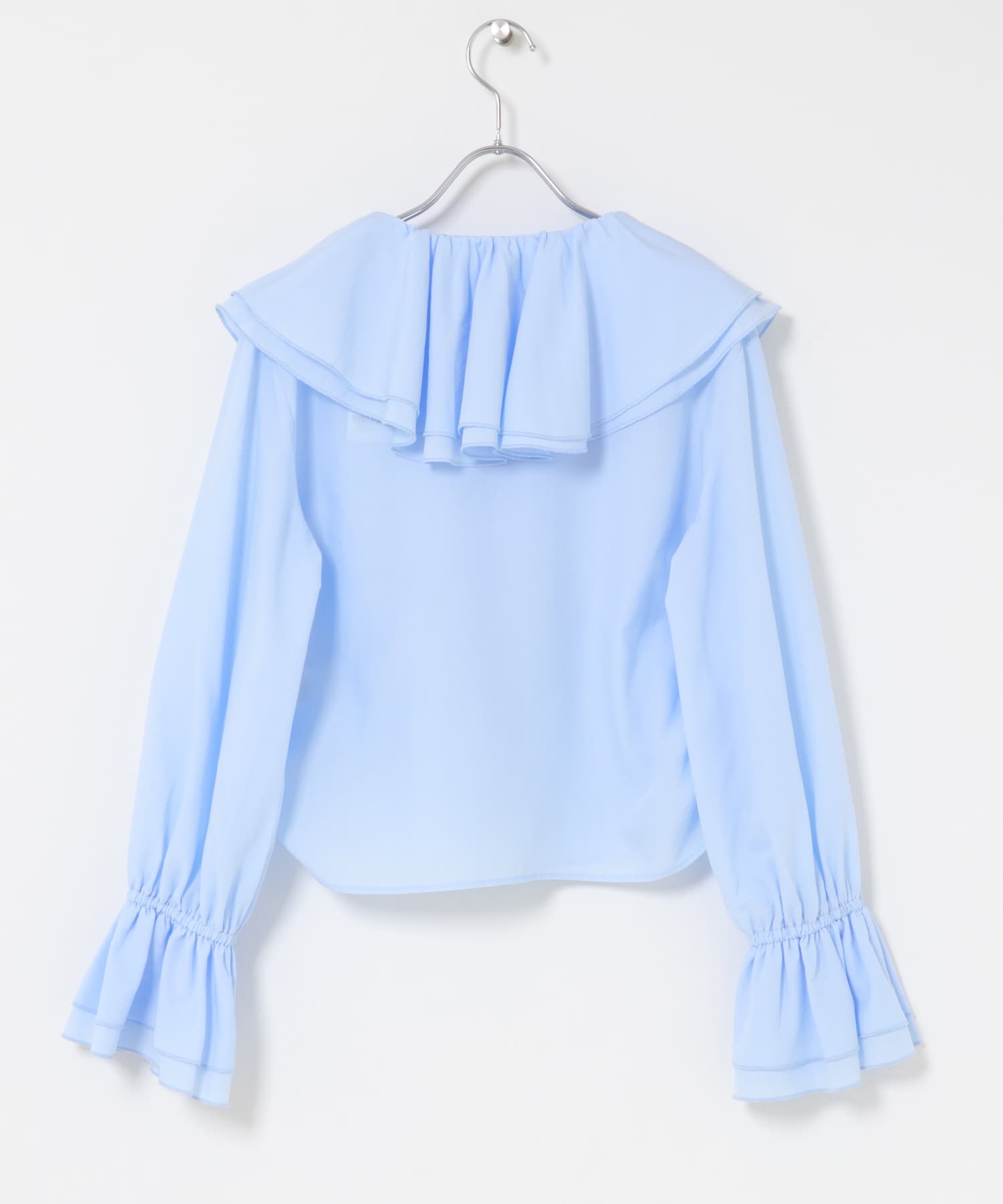 ラッフルブラウス L.BLUE One