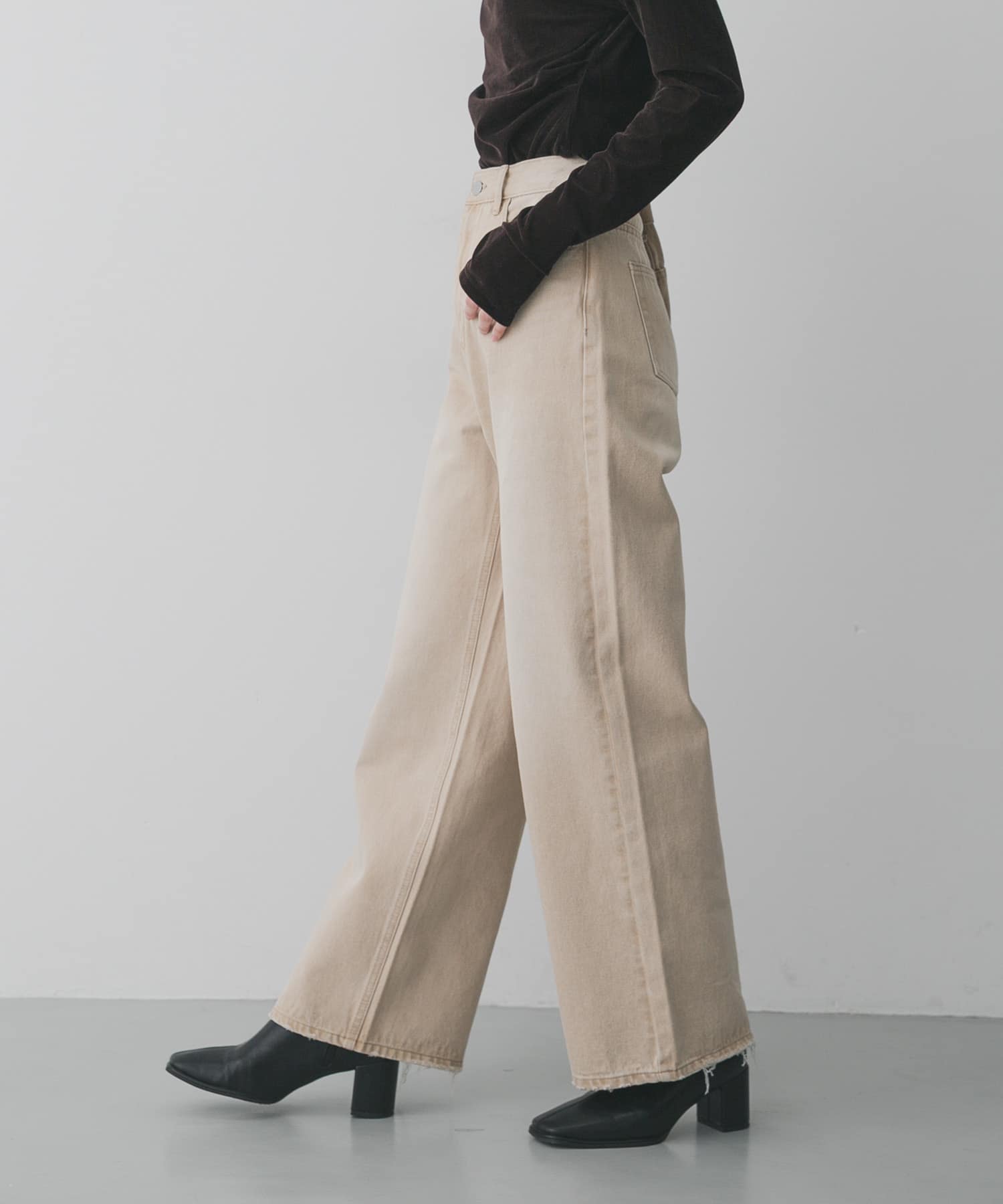 ストレートレッグデニム