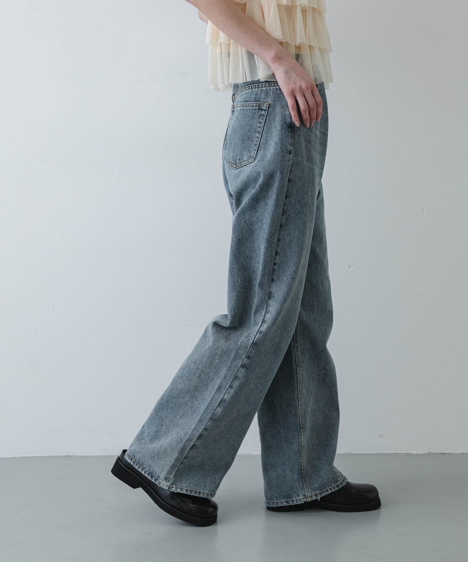 ストレートレッグデニム