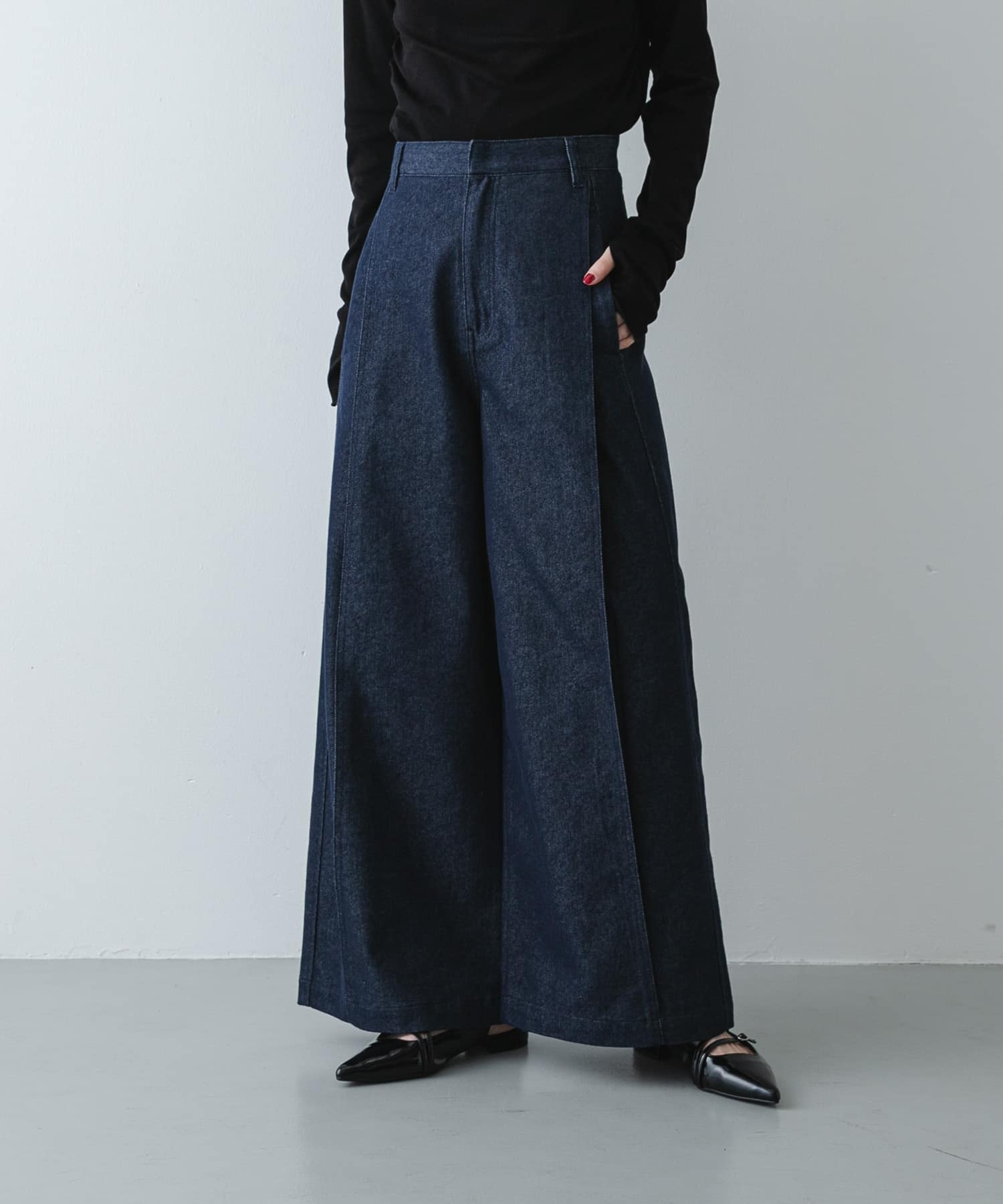 デニムライクスラックス