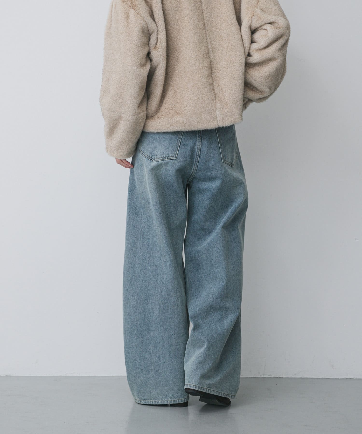 身長 : 169cm サイズ : L