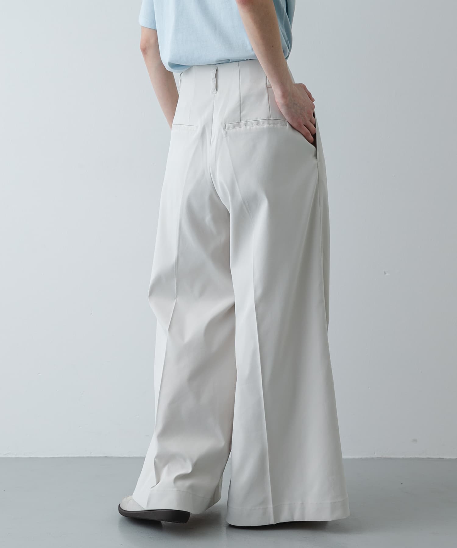 IVORY