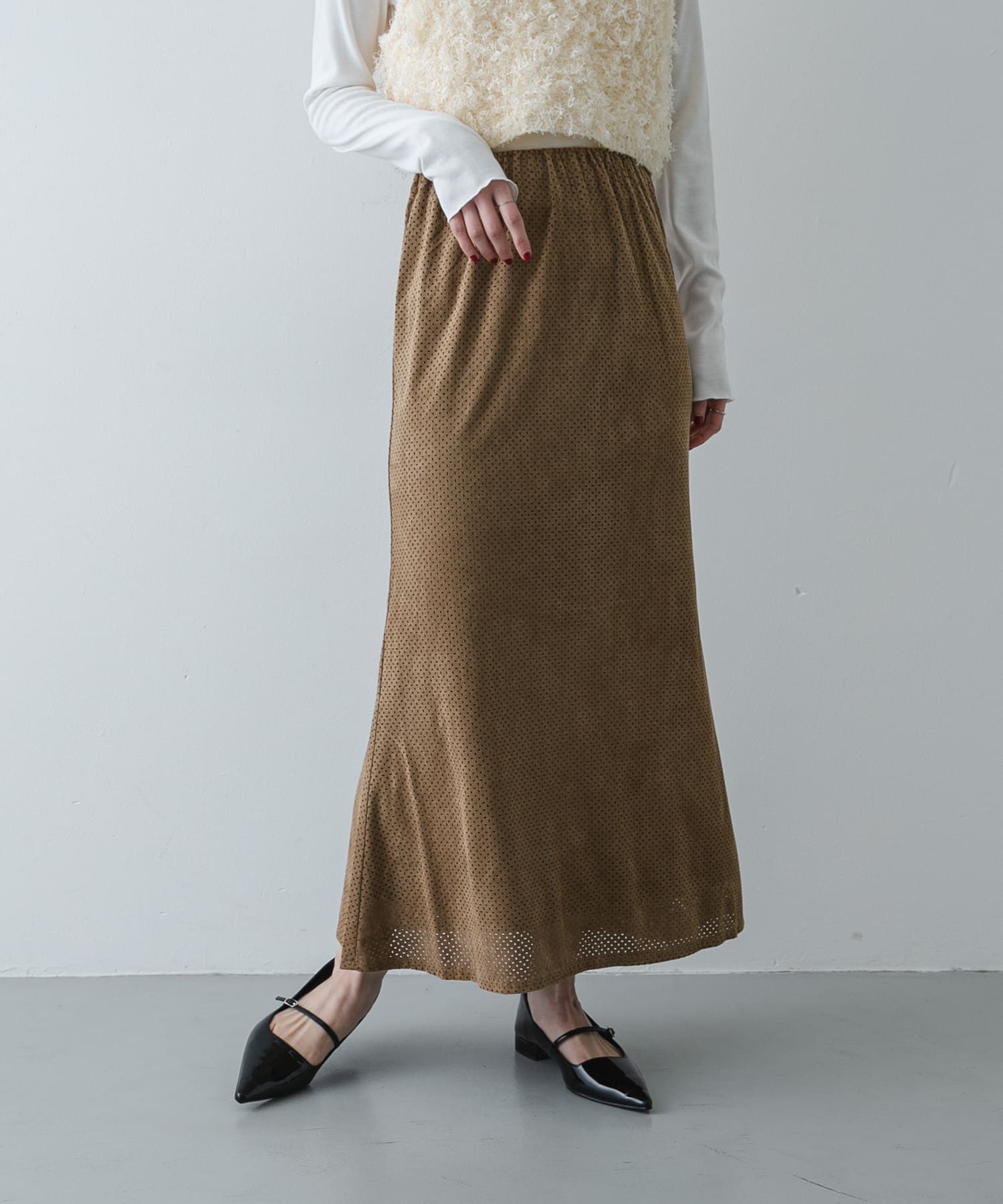 FSパンチングナロースカート