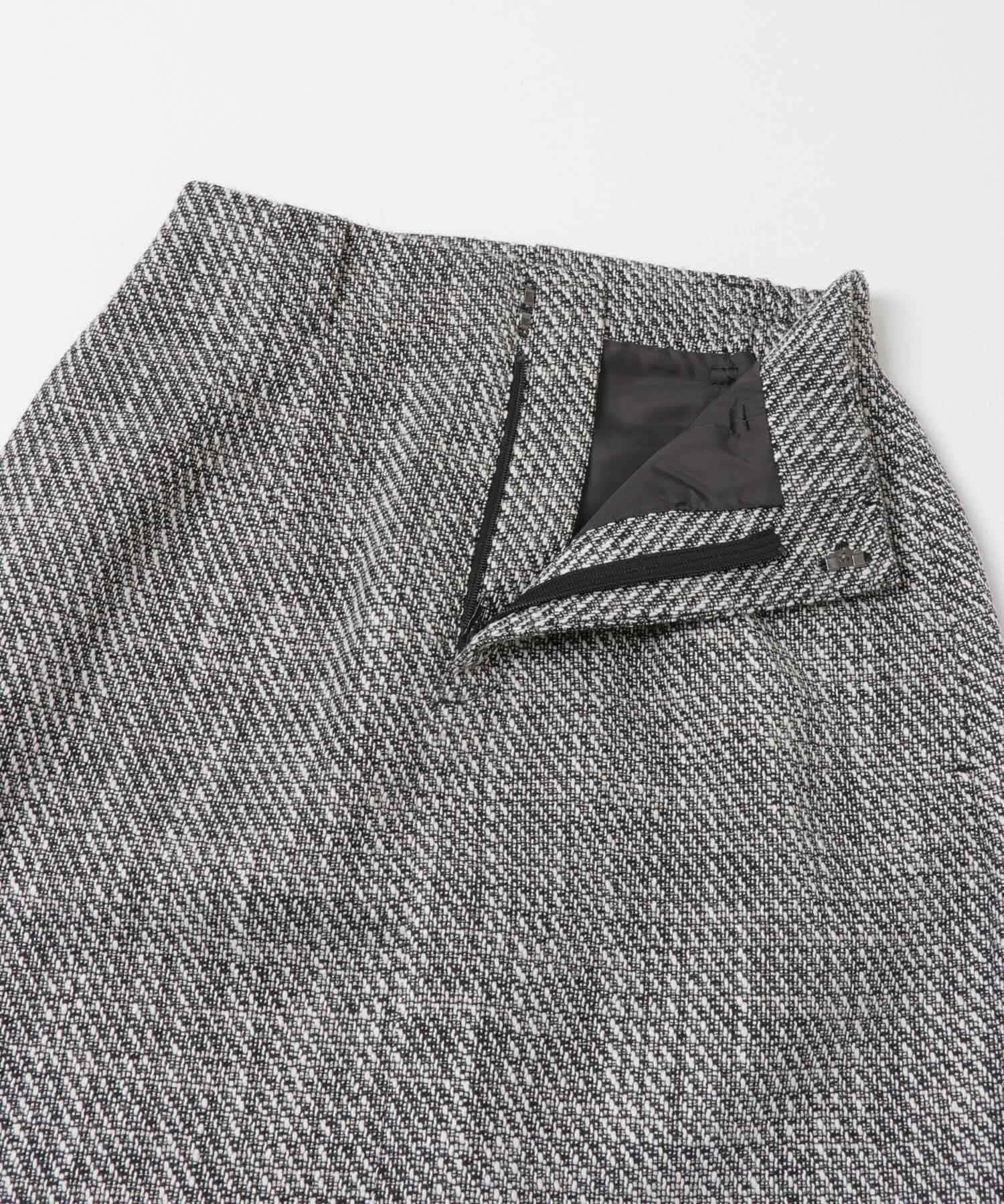 BLK×WHT