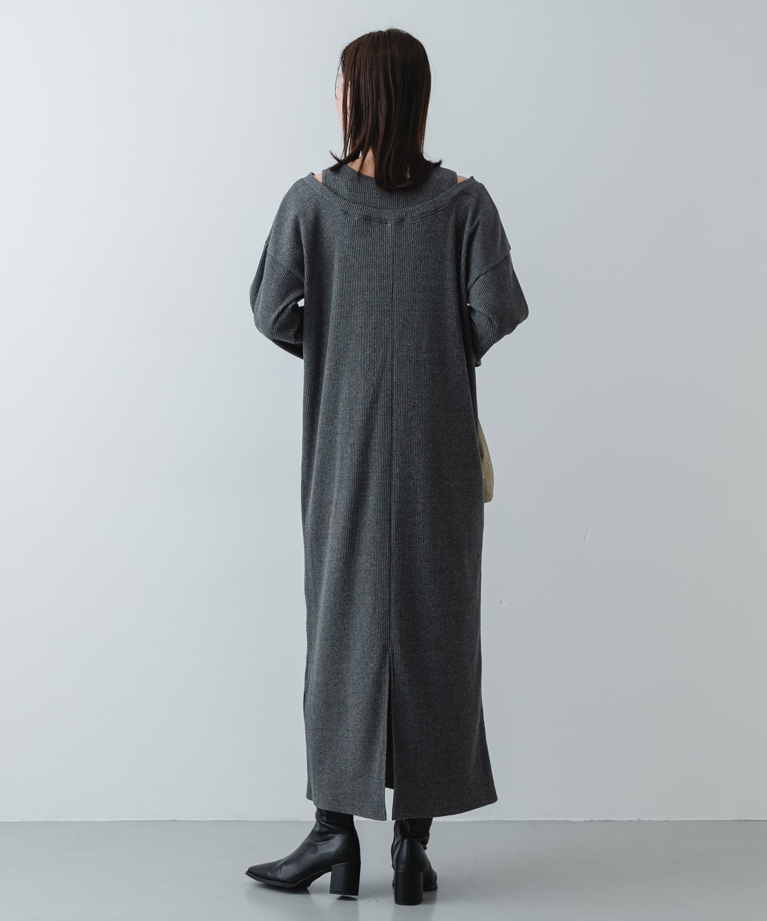 身長：169cm サイズ：one