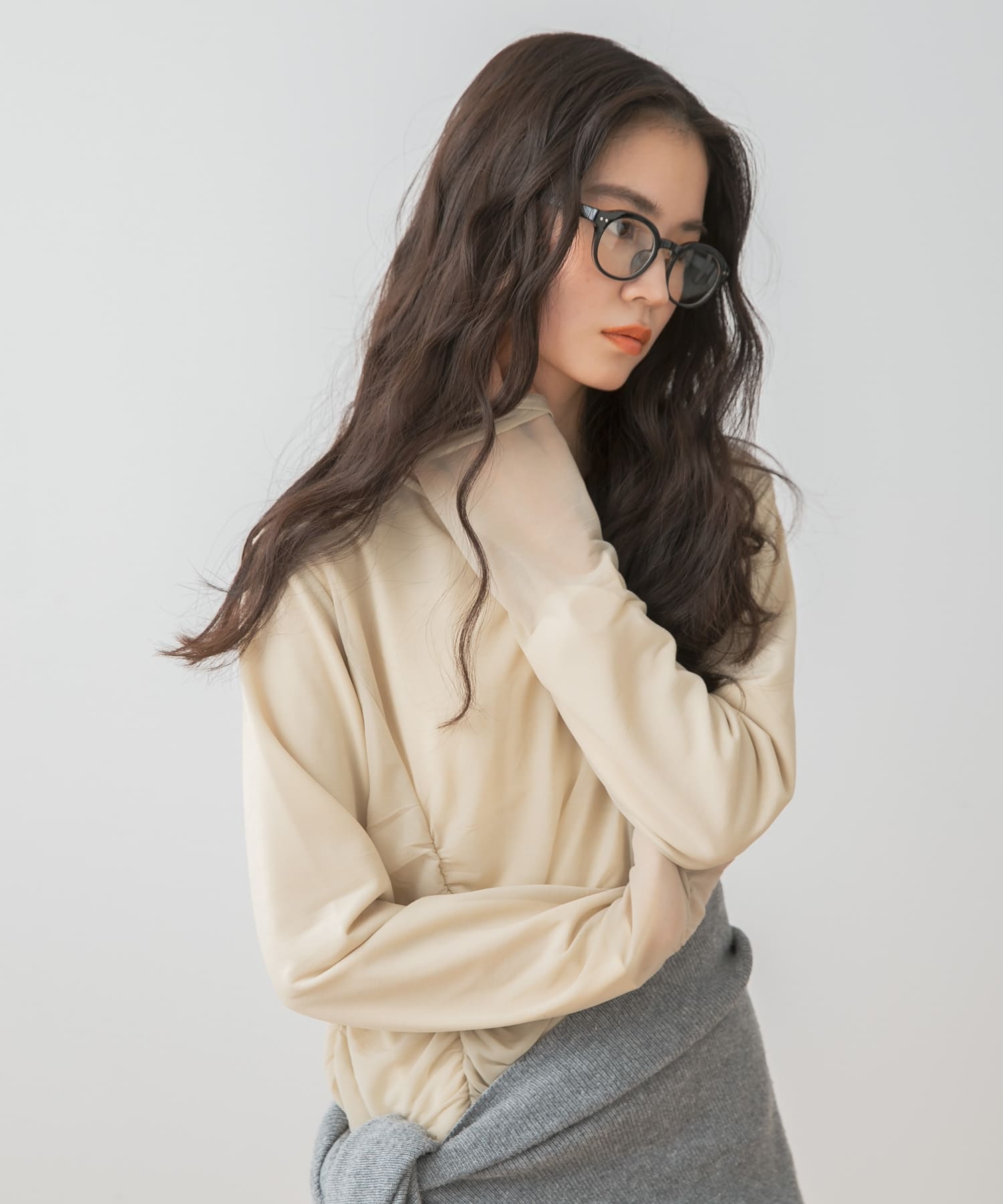 BEIGE
