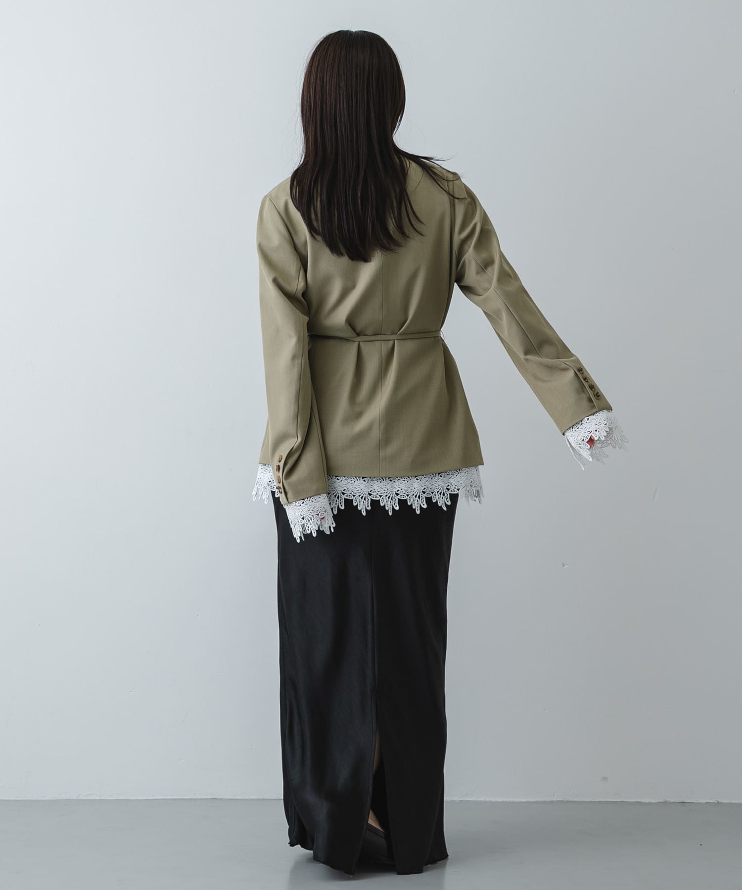 Y.BEIGE