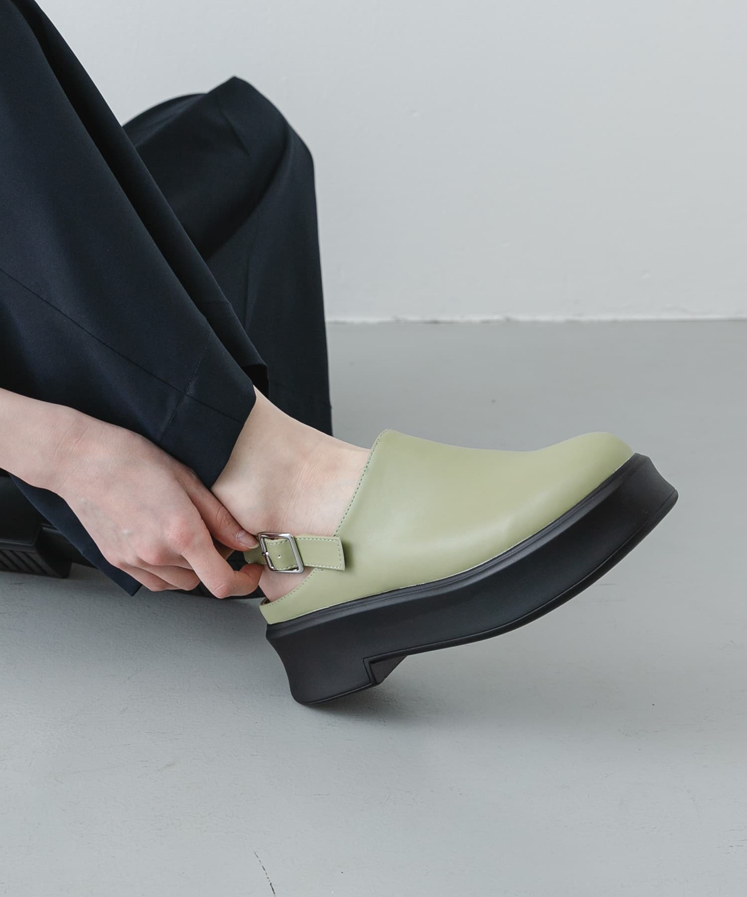 クロッグベルトサボ Y.BEIGE S