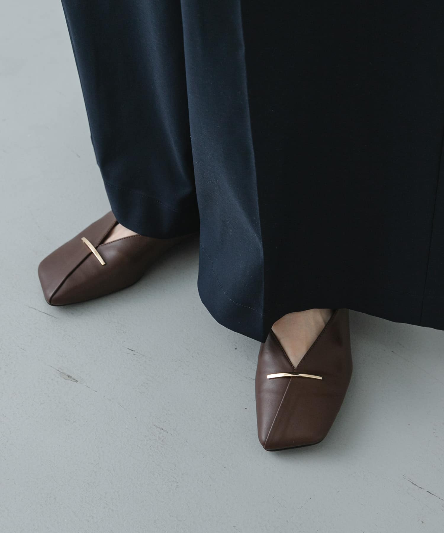 『抗菌』スクエアカットフラットシューズ BROWN S