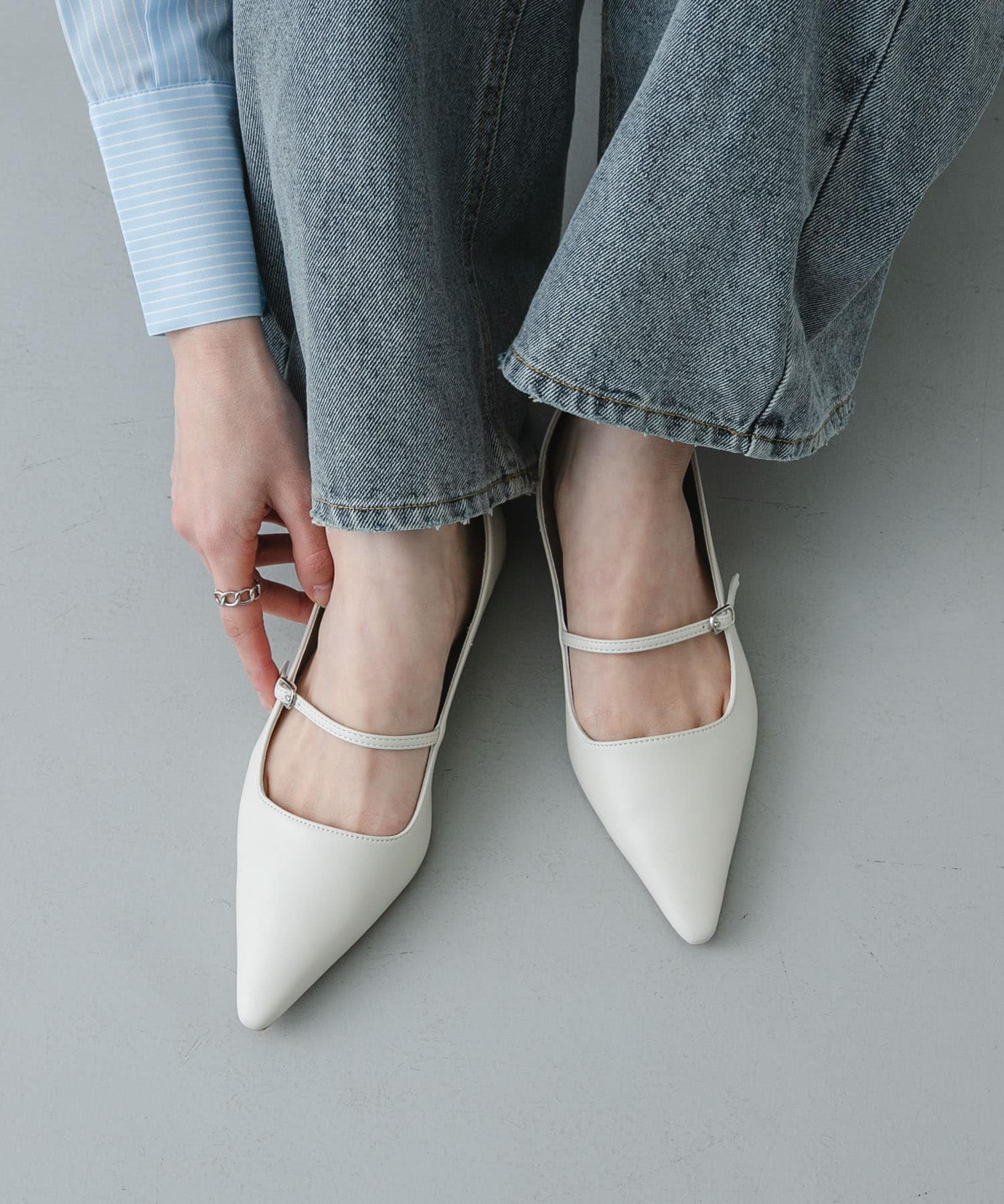 『抗菌』ポインテッドフラットパンプス