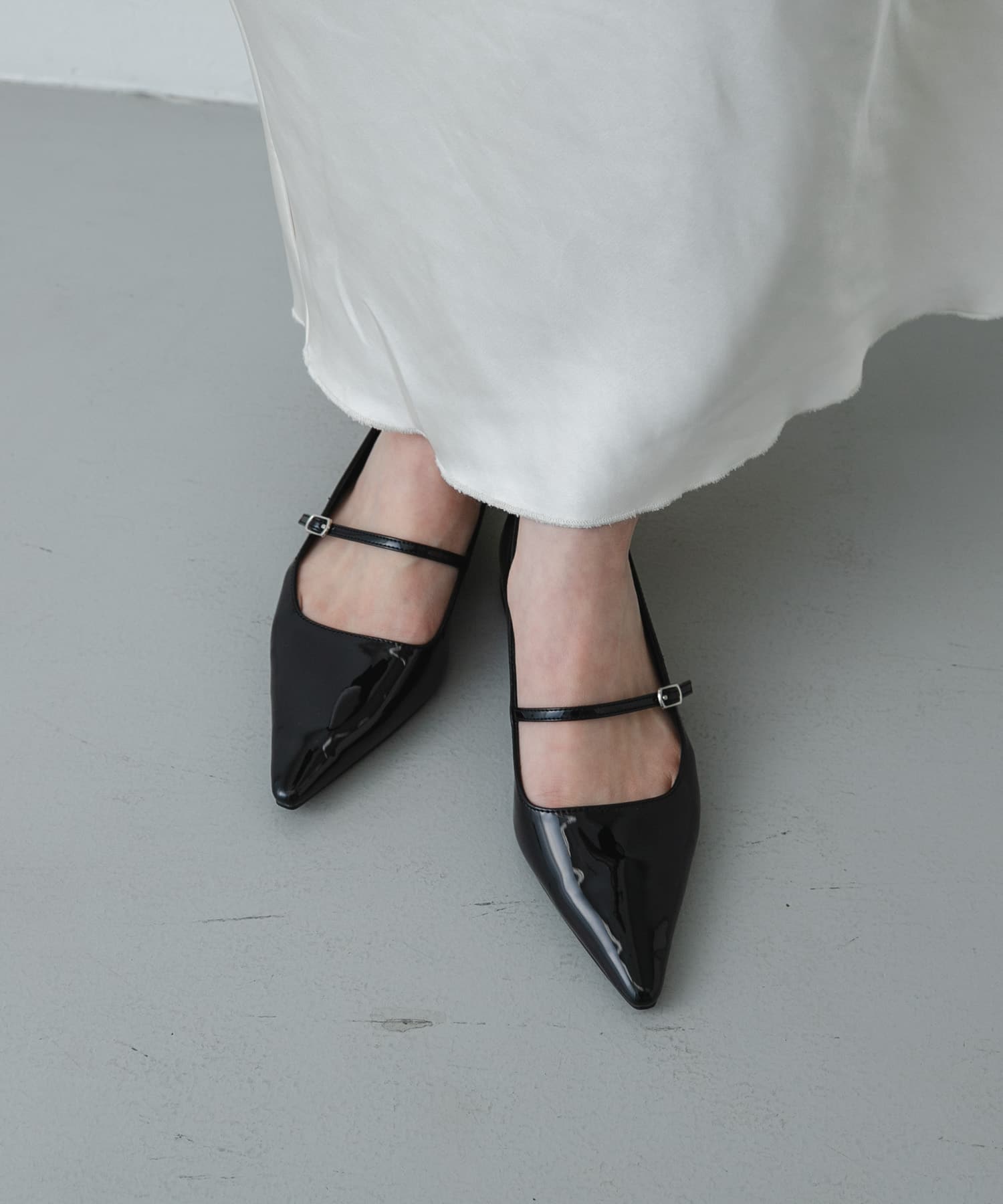 『抗菌』ポインテッドフラットパンプス BLACK S