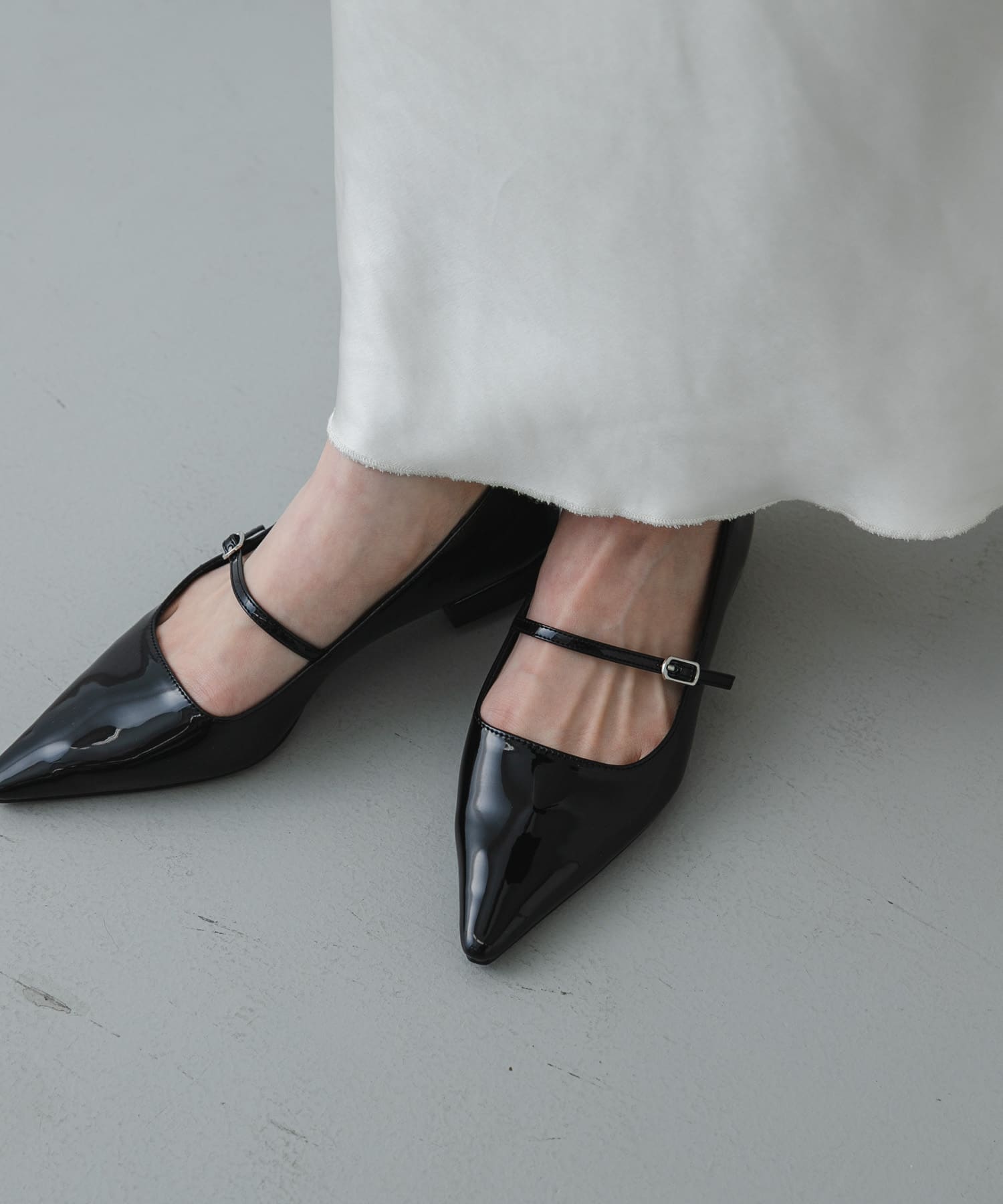 『抗菌』ポインテッドフラットパンプス BLACK S