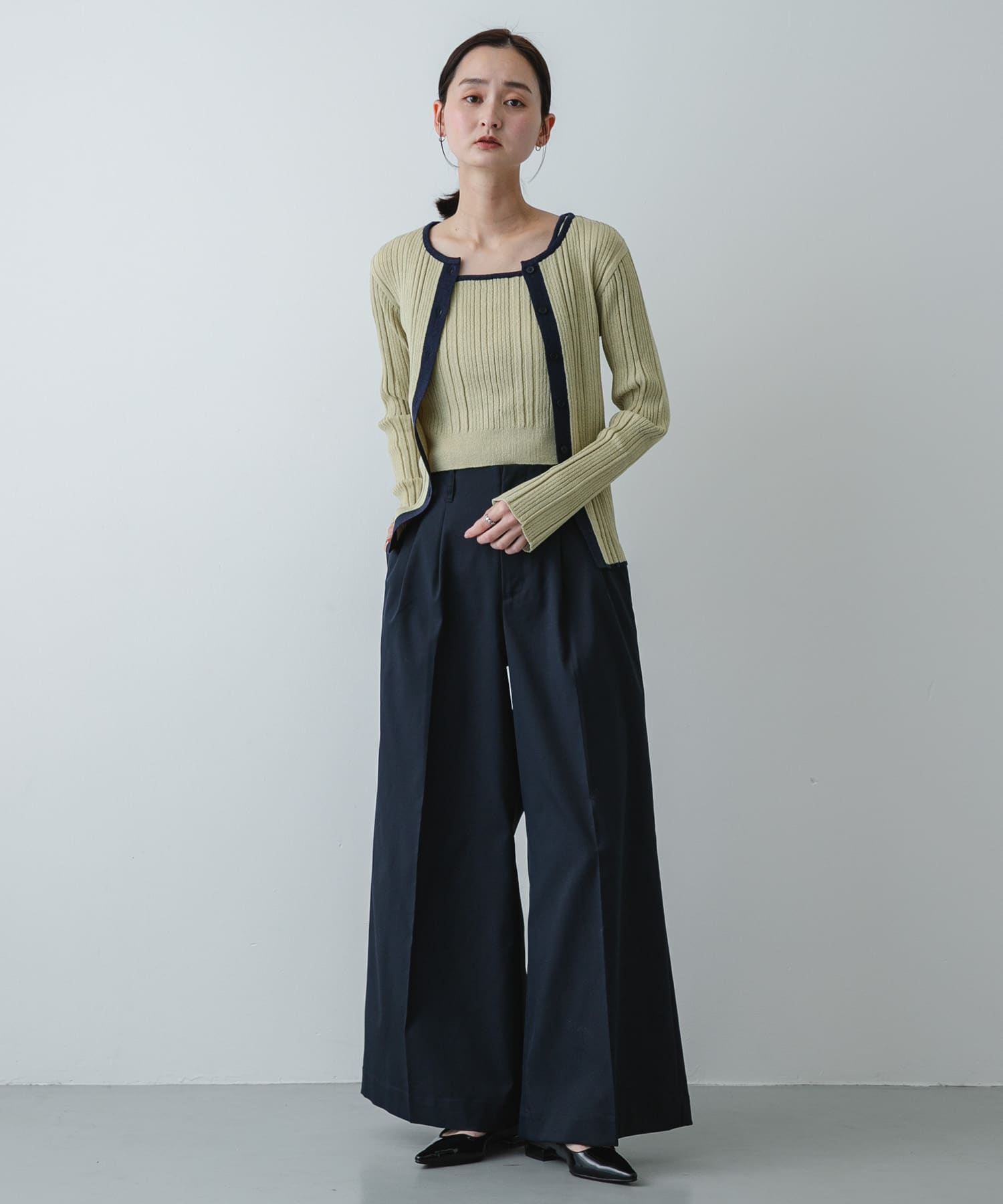 『抗菌』ポインテッドフラットパンプス BLACK S