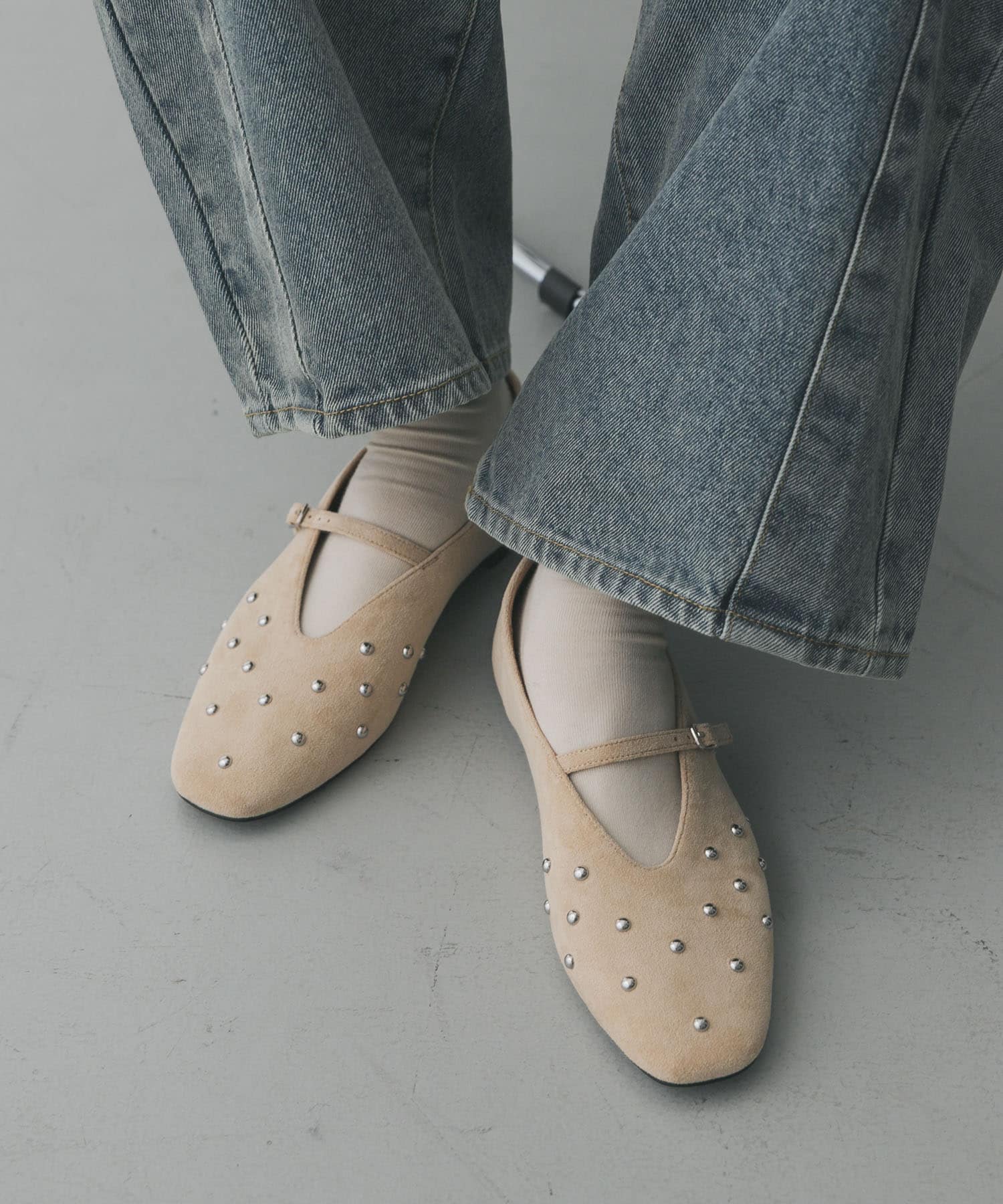 スタッズフラットシューズ BEIGE S