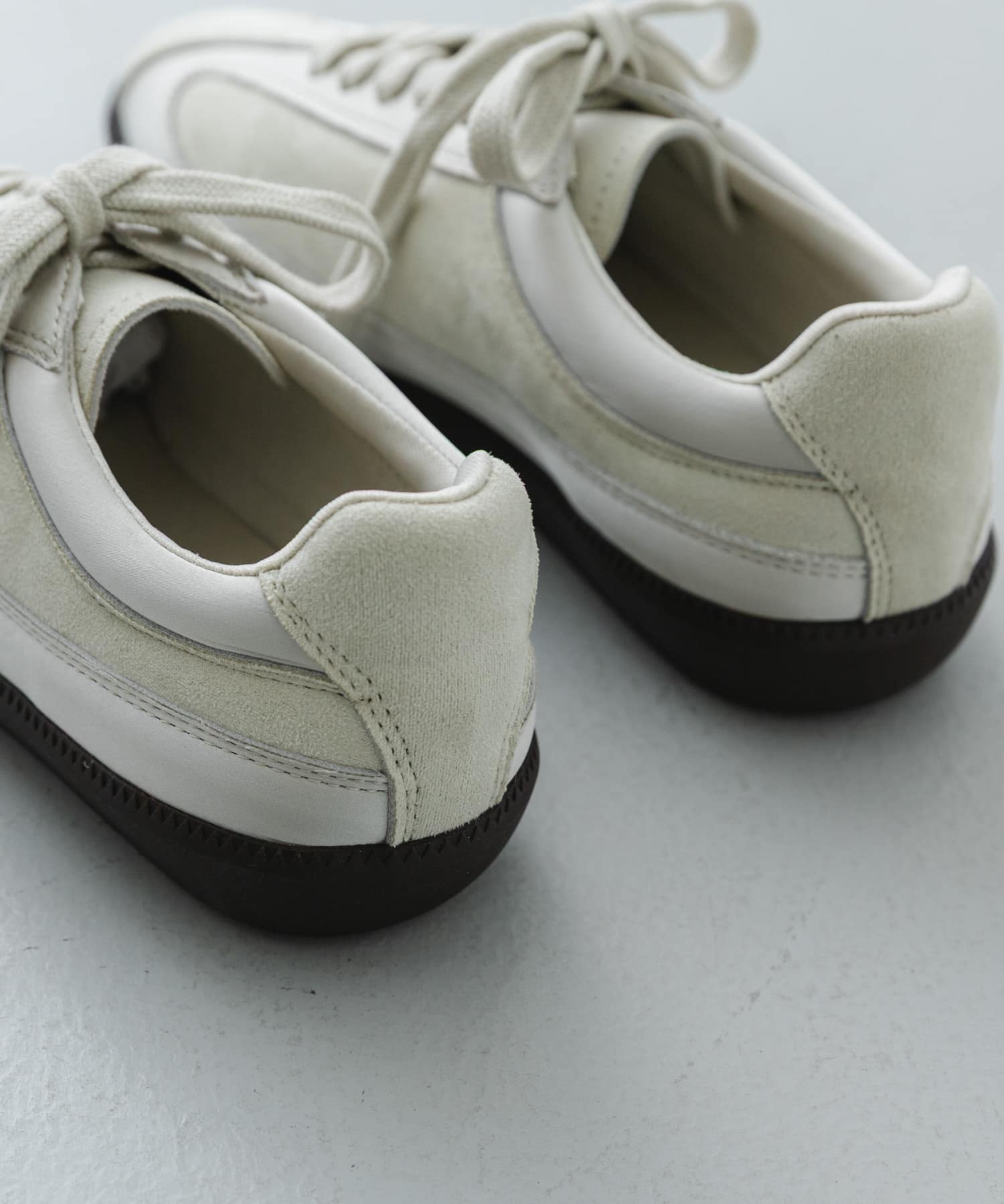 『抗菌/消臭』コンビジャーマントレーナースニーカー IVORY S