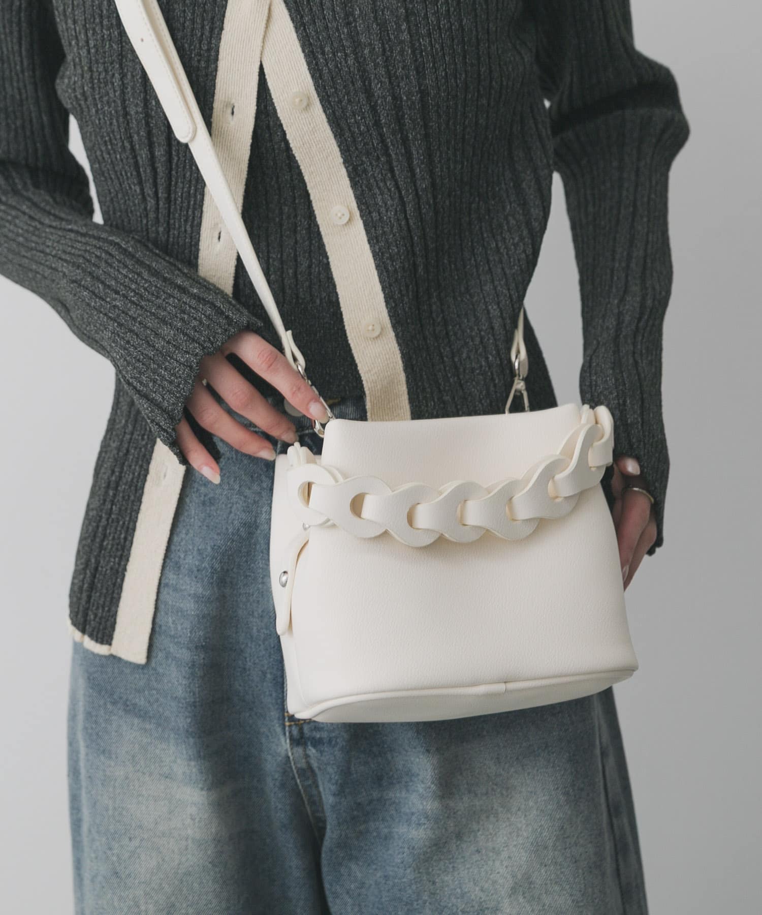 チェーンハンドルパフバッグ IVORY One