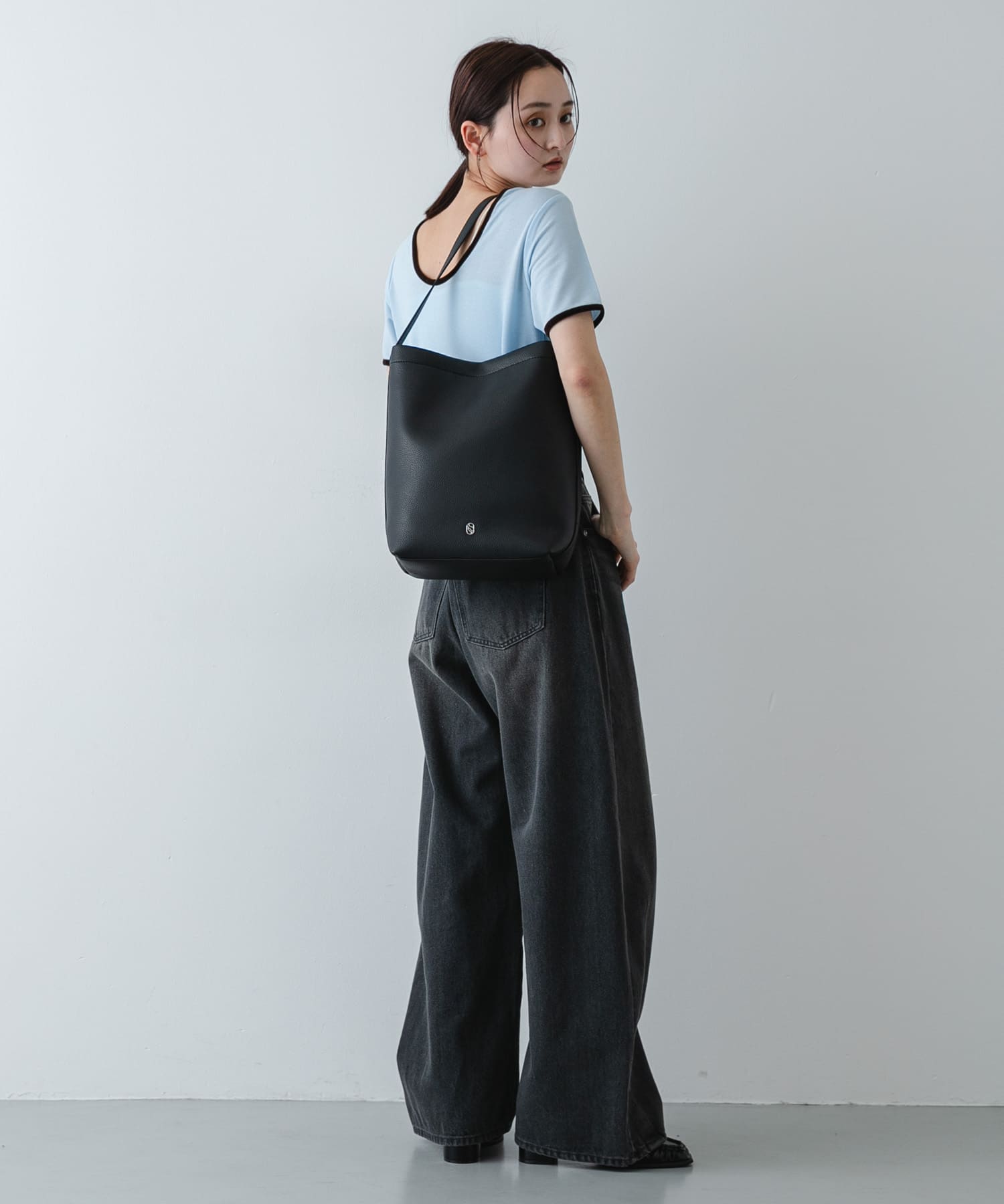 バケツバッグ BLACK One