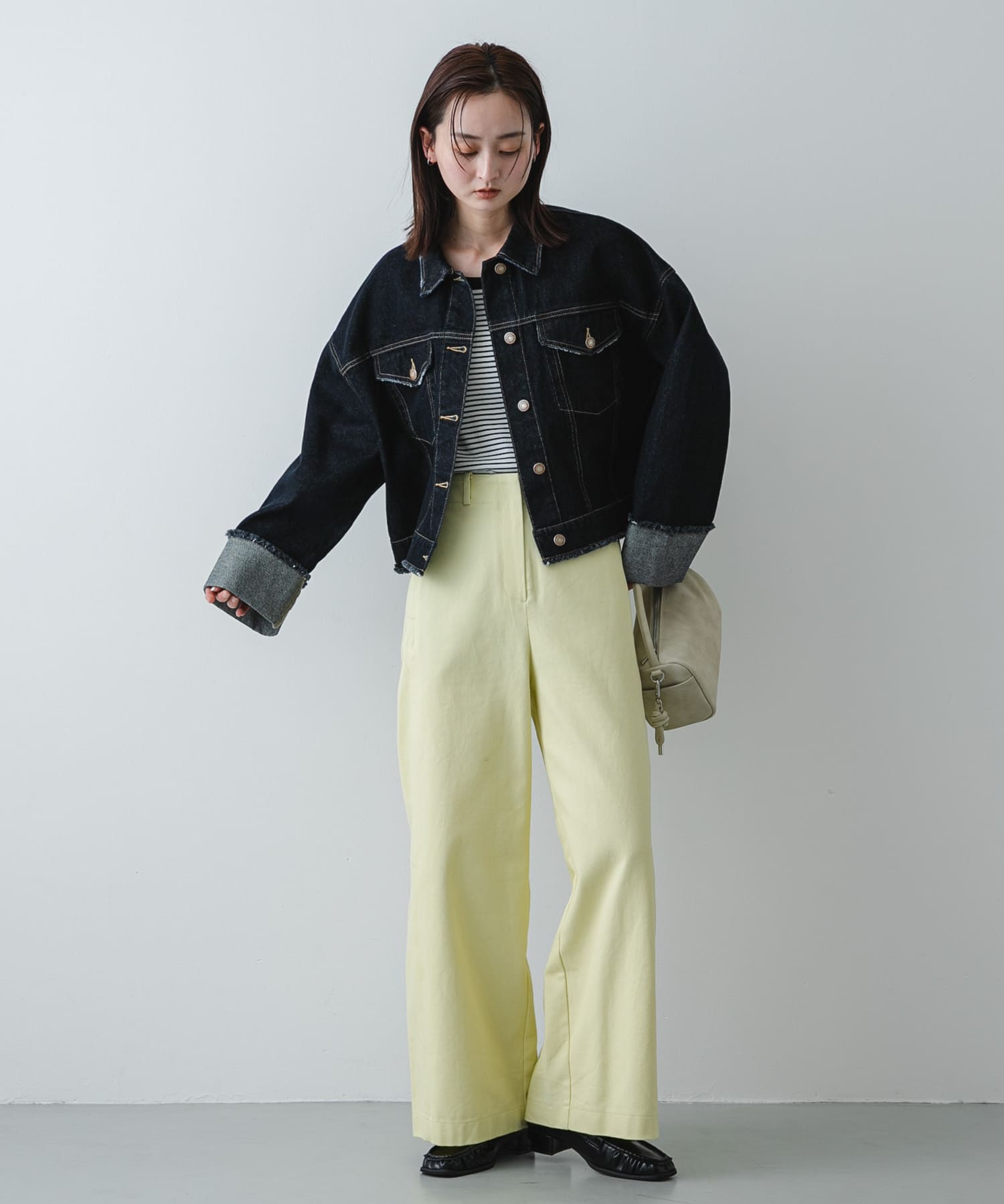 ラウンドスクエアソフトバッグ GREIGE One