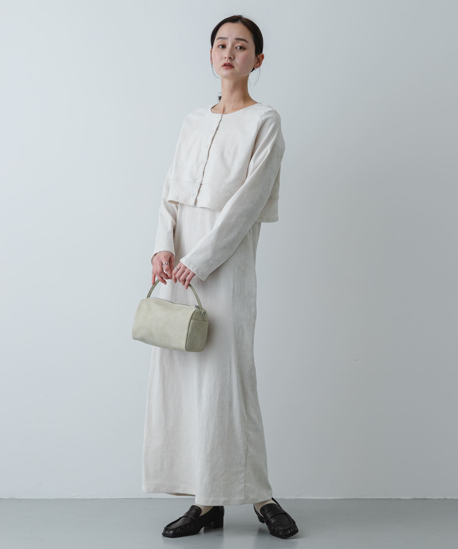 ラウンドスクエアソフトバッグ GREIGE One