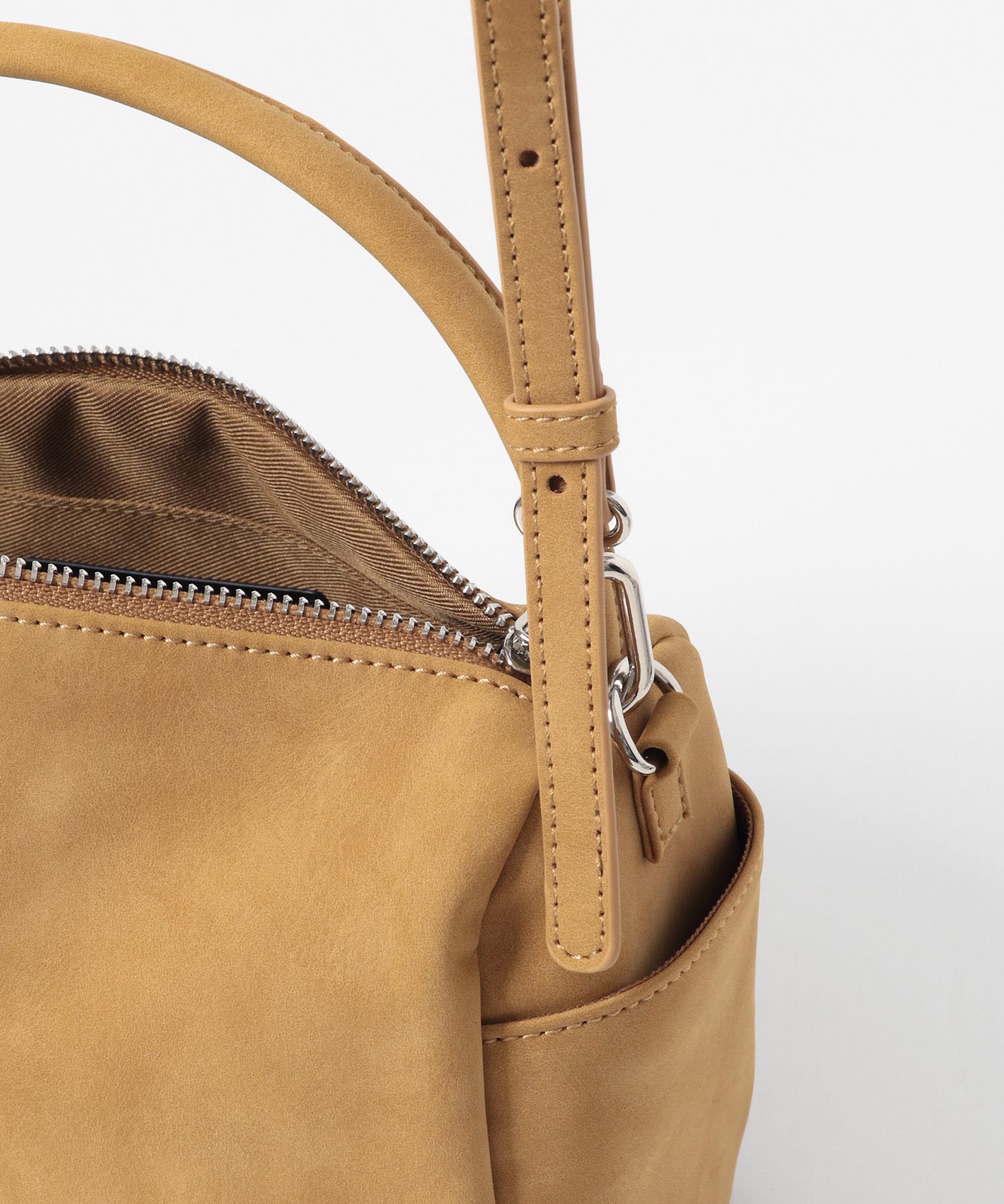 ラウンドスクエアソフトバッグ MUSTARD One