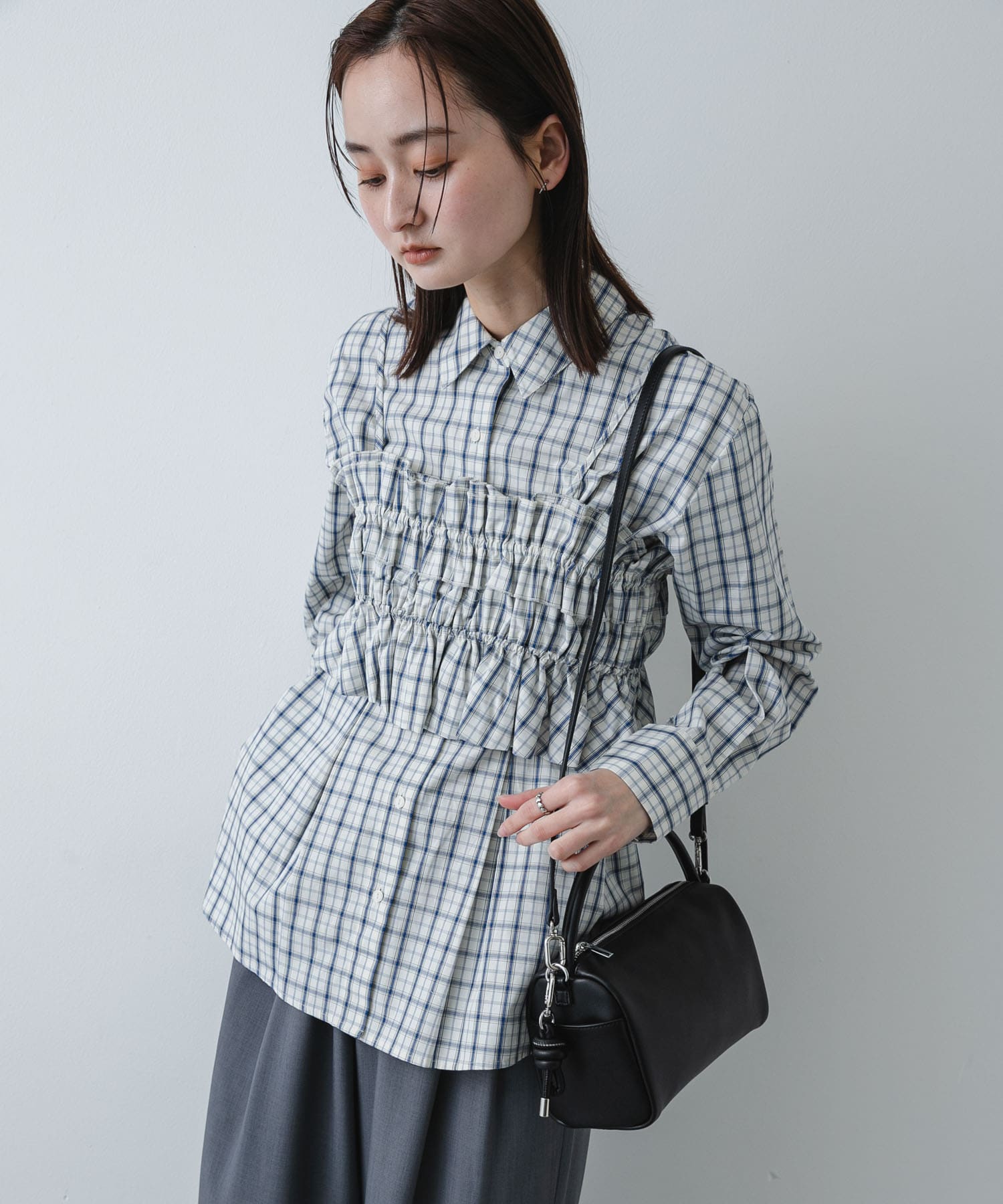 ラウンドスクエアソフトバッグ BLACK One