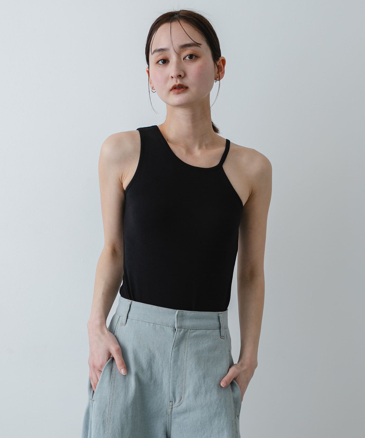 身長：169cm サイズ：one
