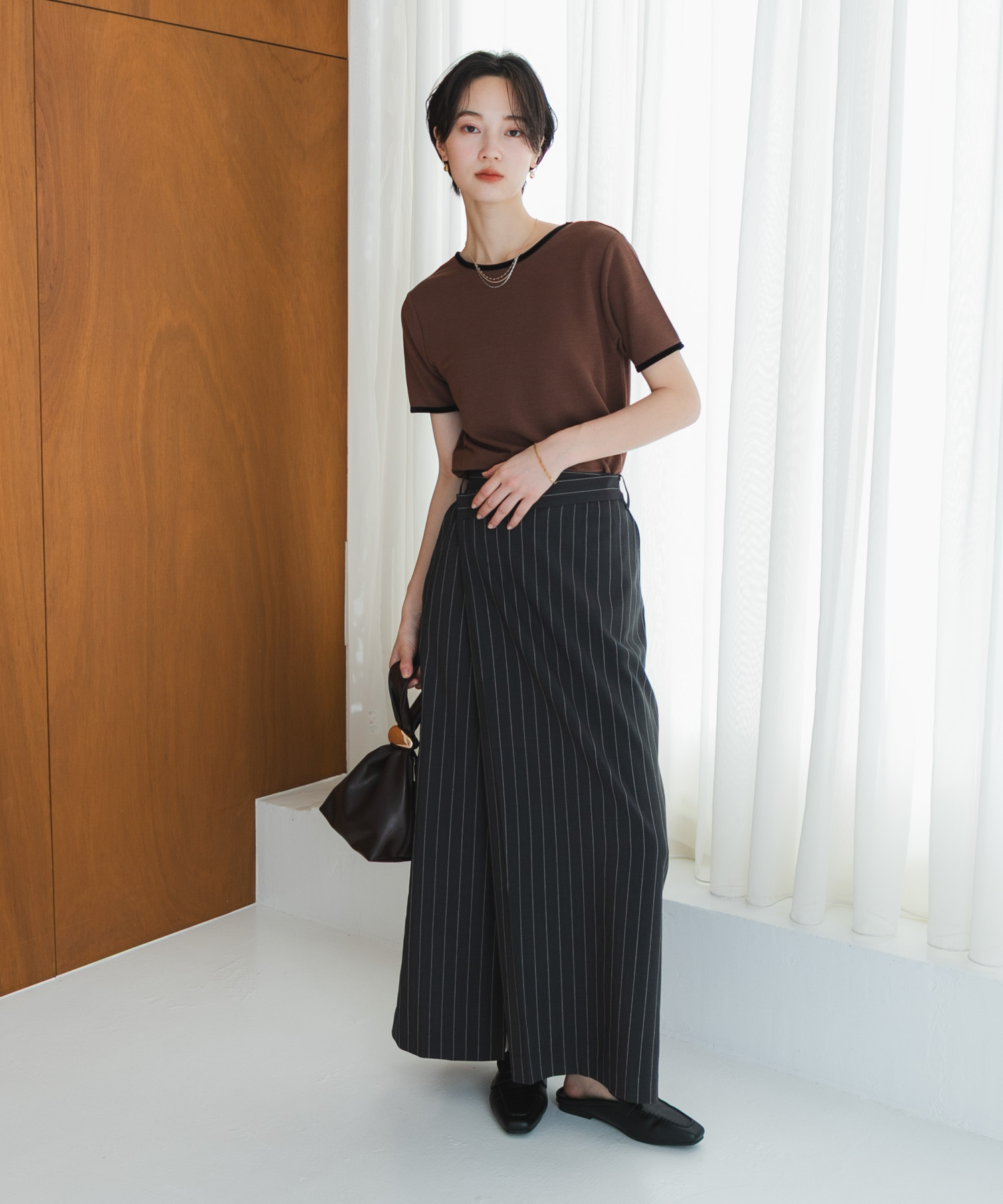 アシメタックタイトスカート