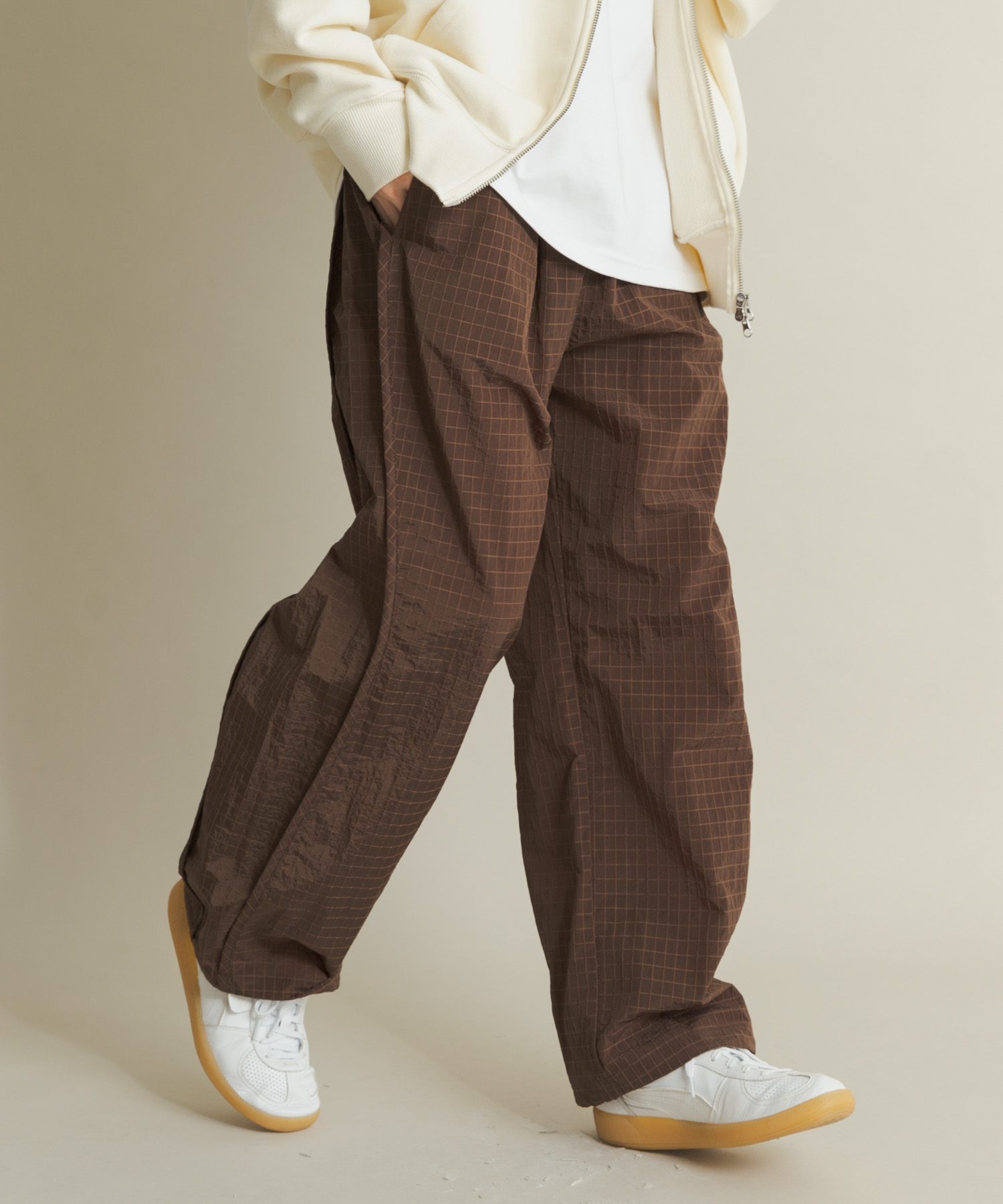 リップストップナイロンワイドスラックス BROWN M