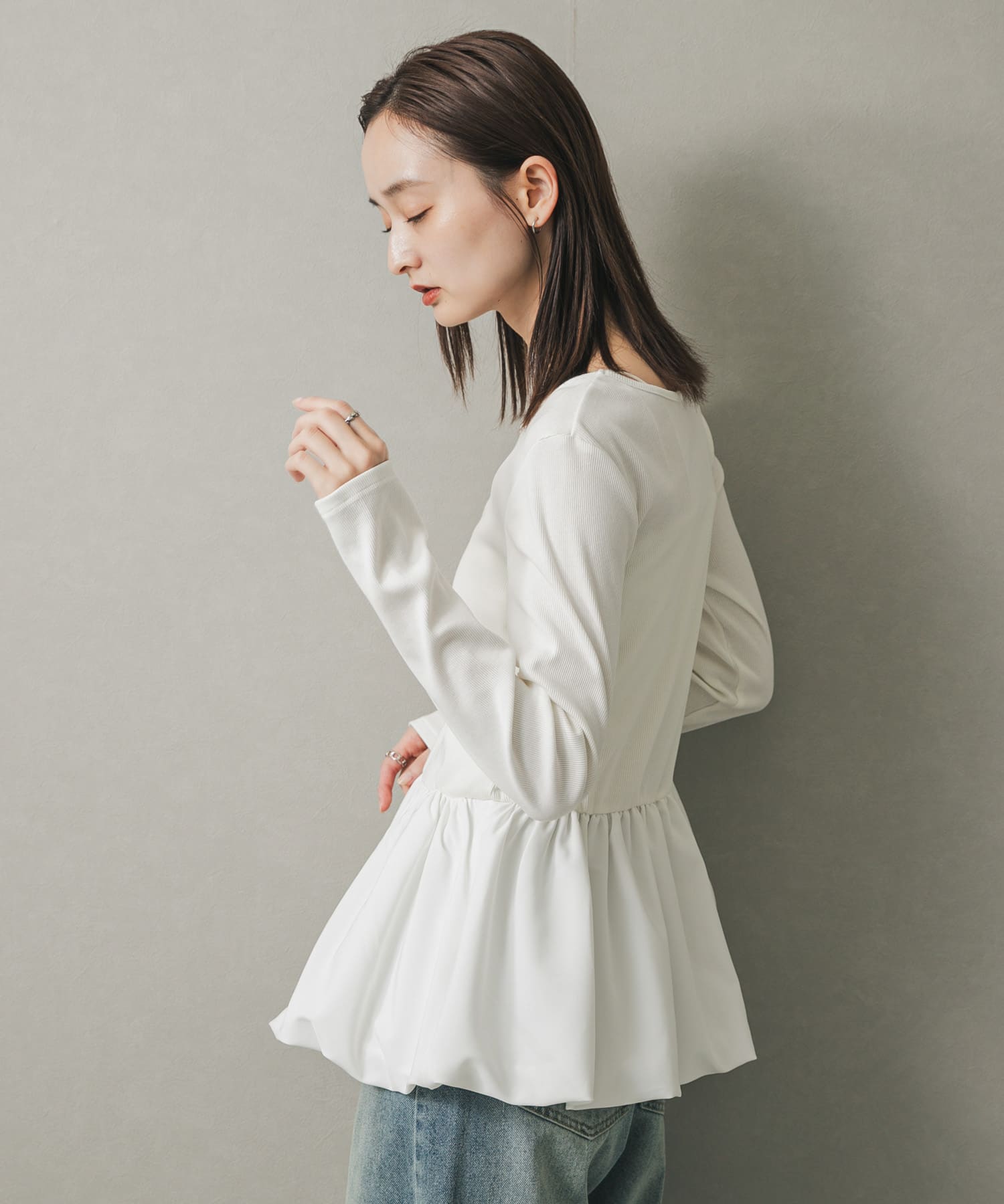 OFF WHITE