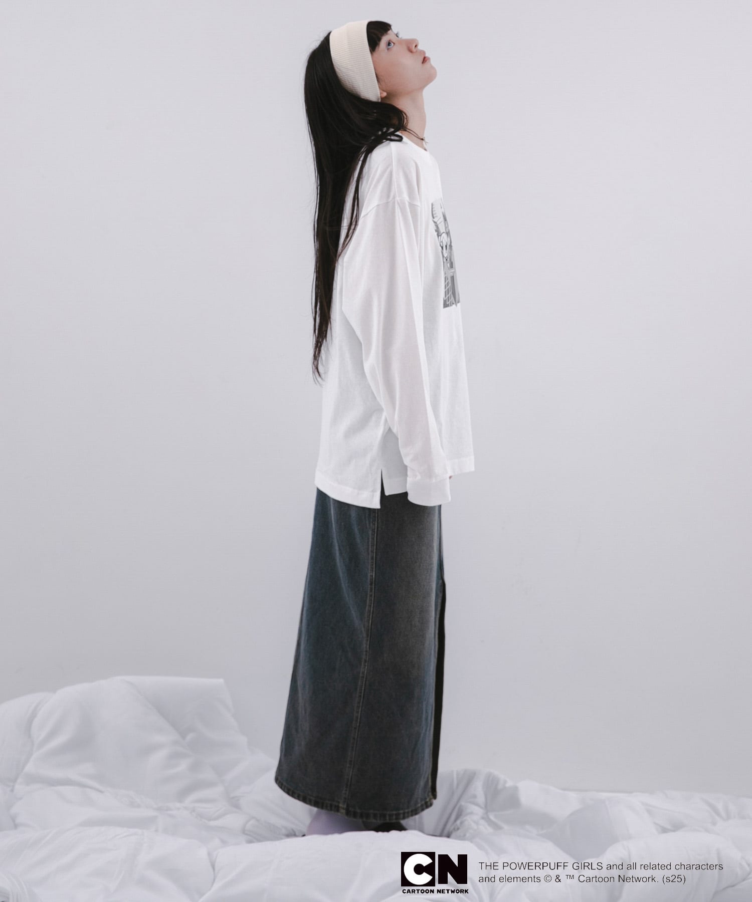 OFF WHITE