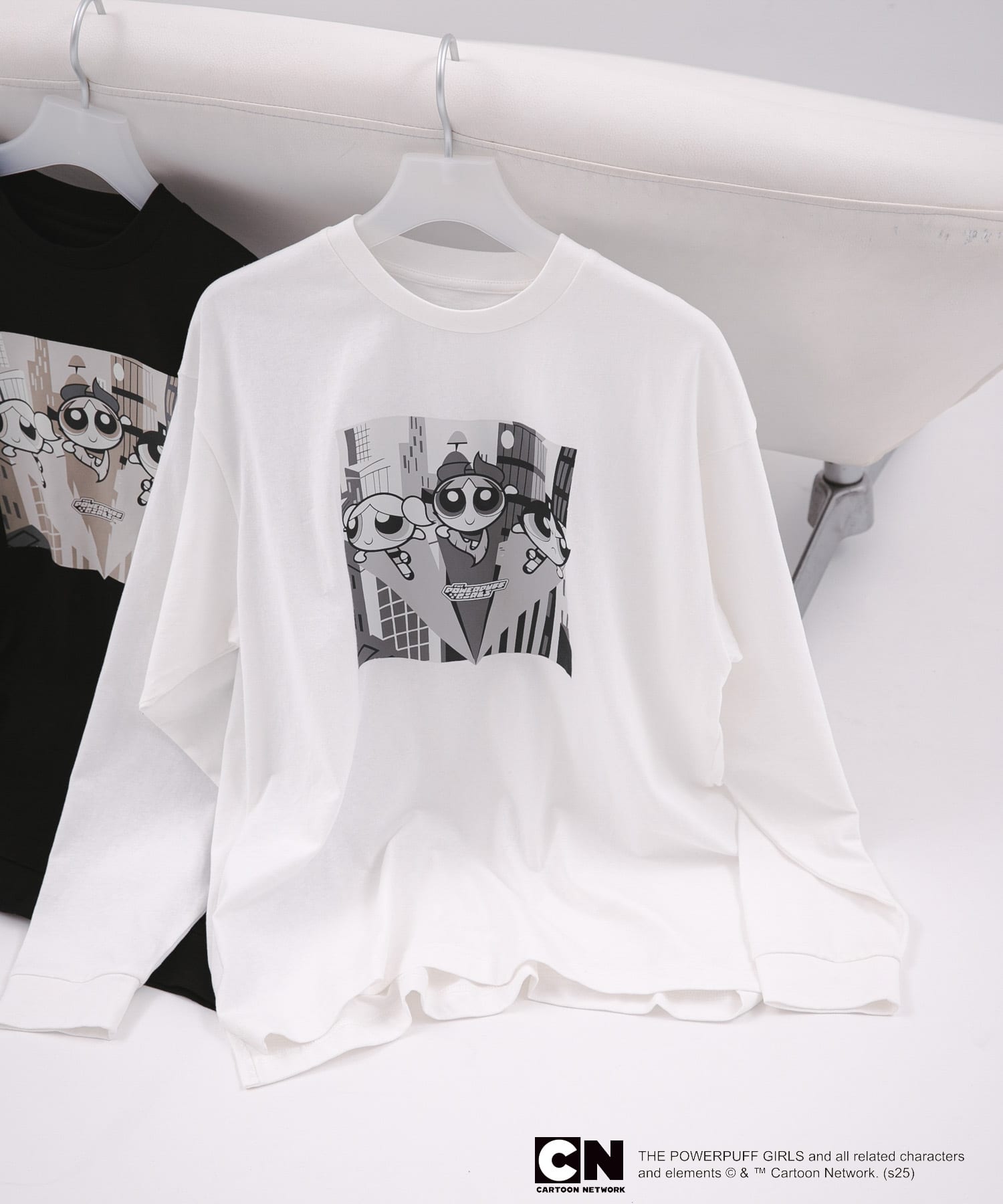 OFF WHITE